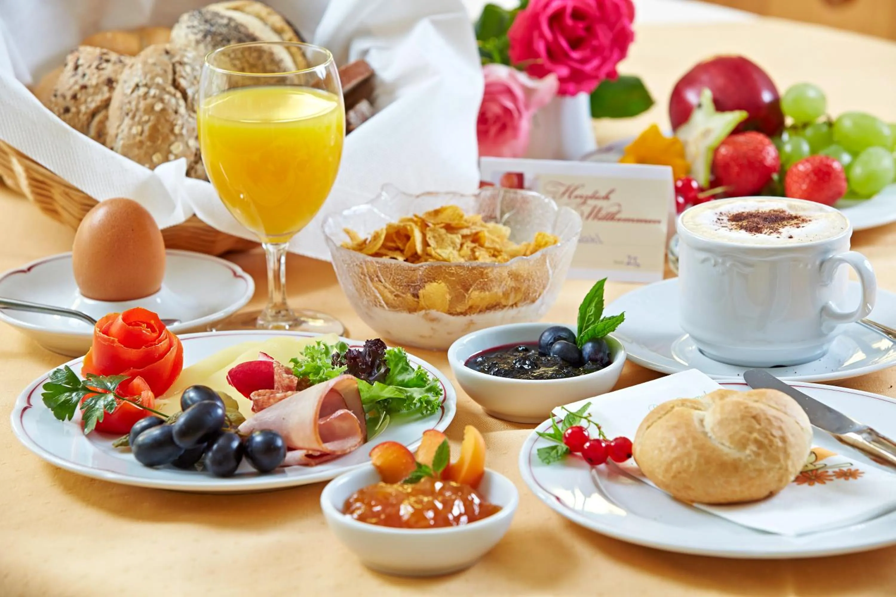 Food in Hotel Hubertus