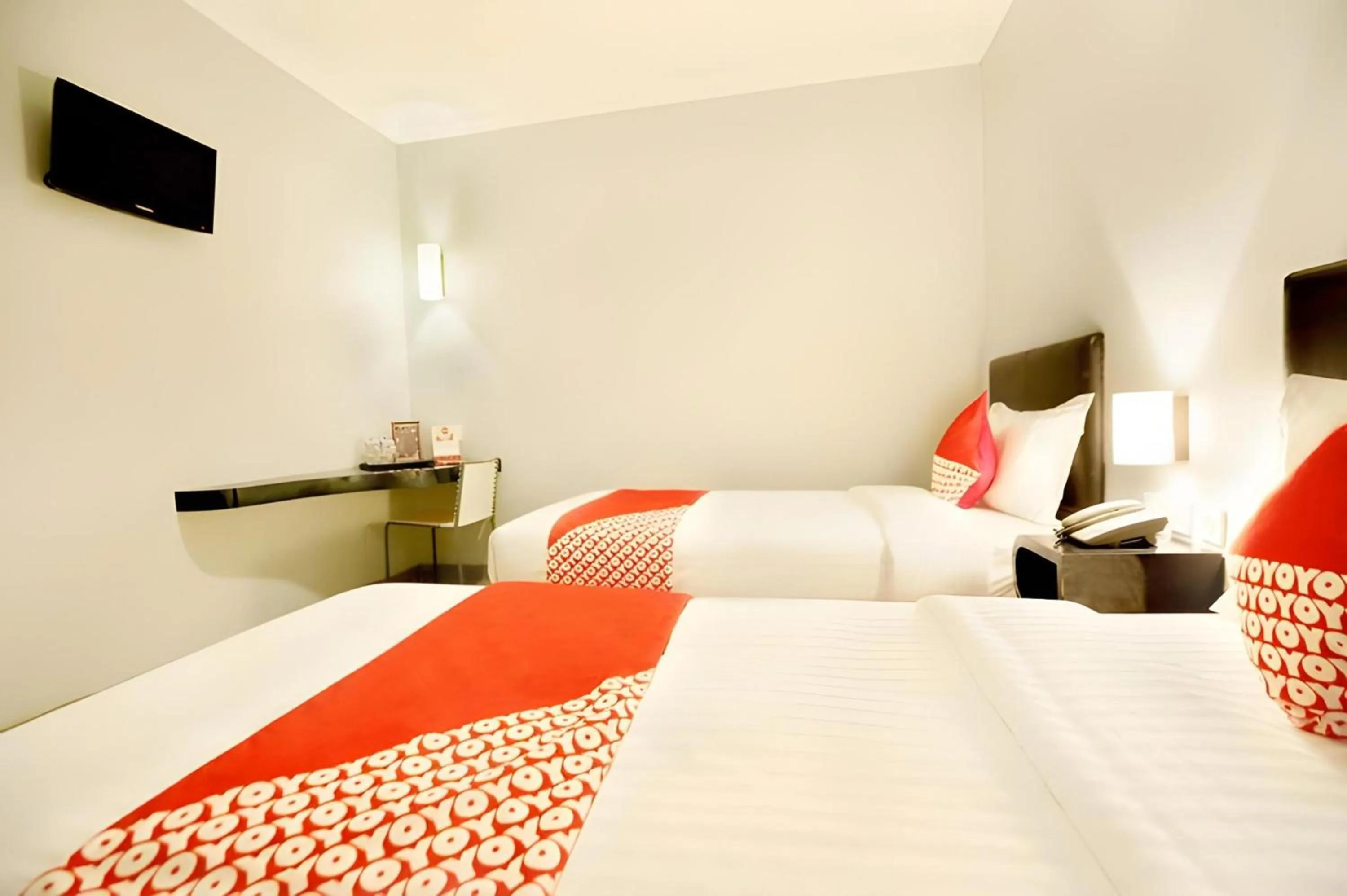 Photo of the whole room in Collection O Manggis Inn