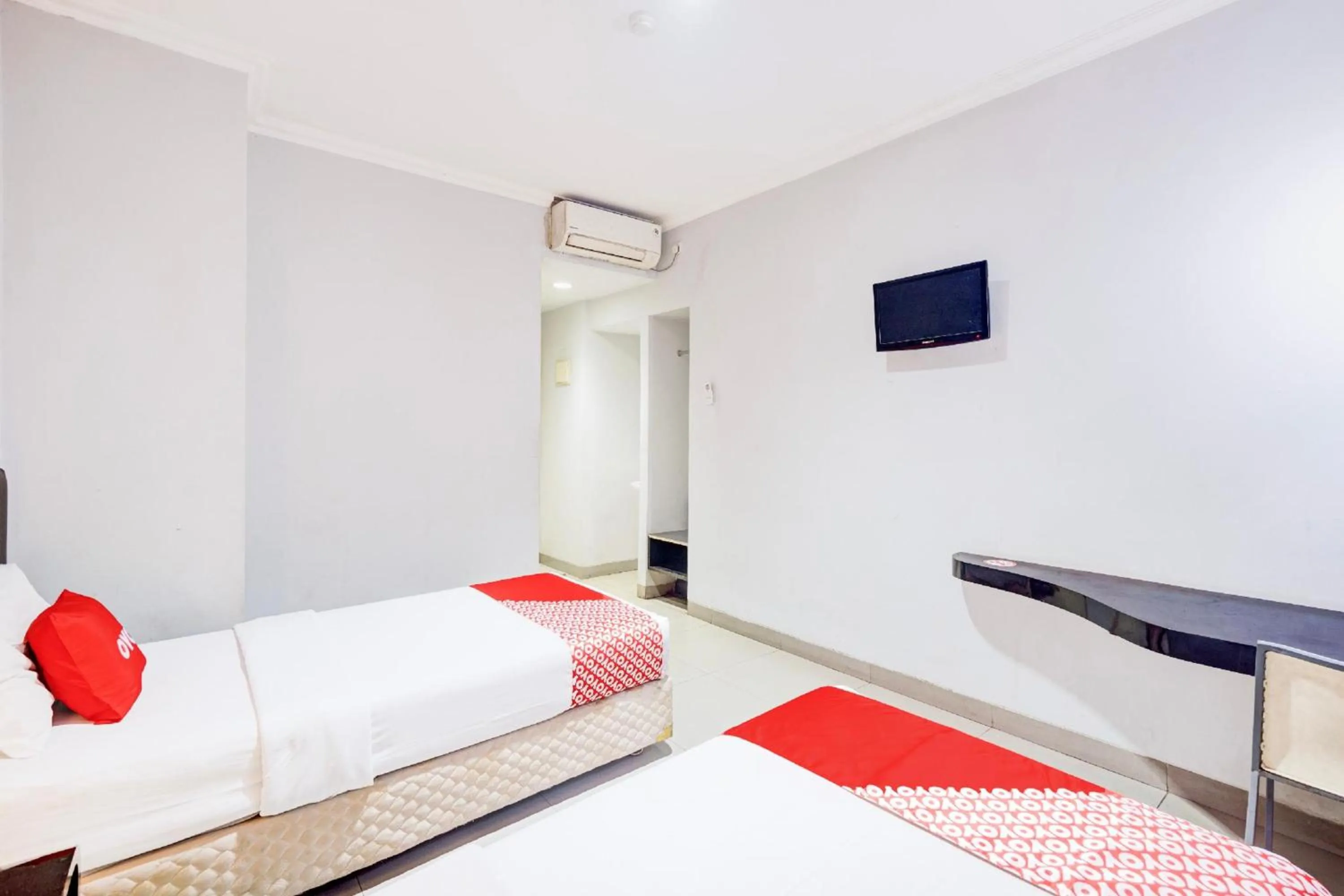 Bedroom in Collection O Manggis Inn