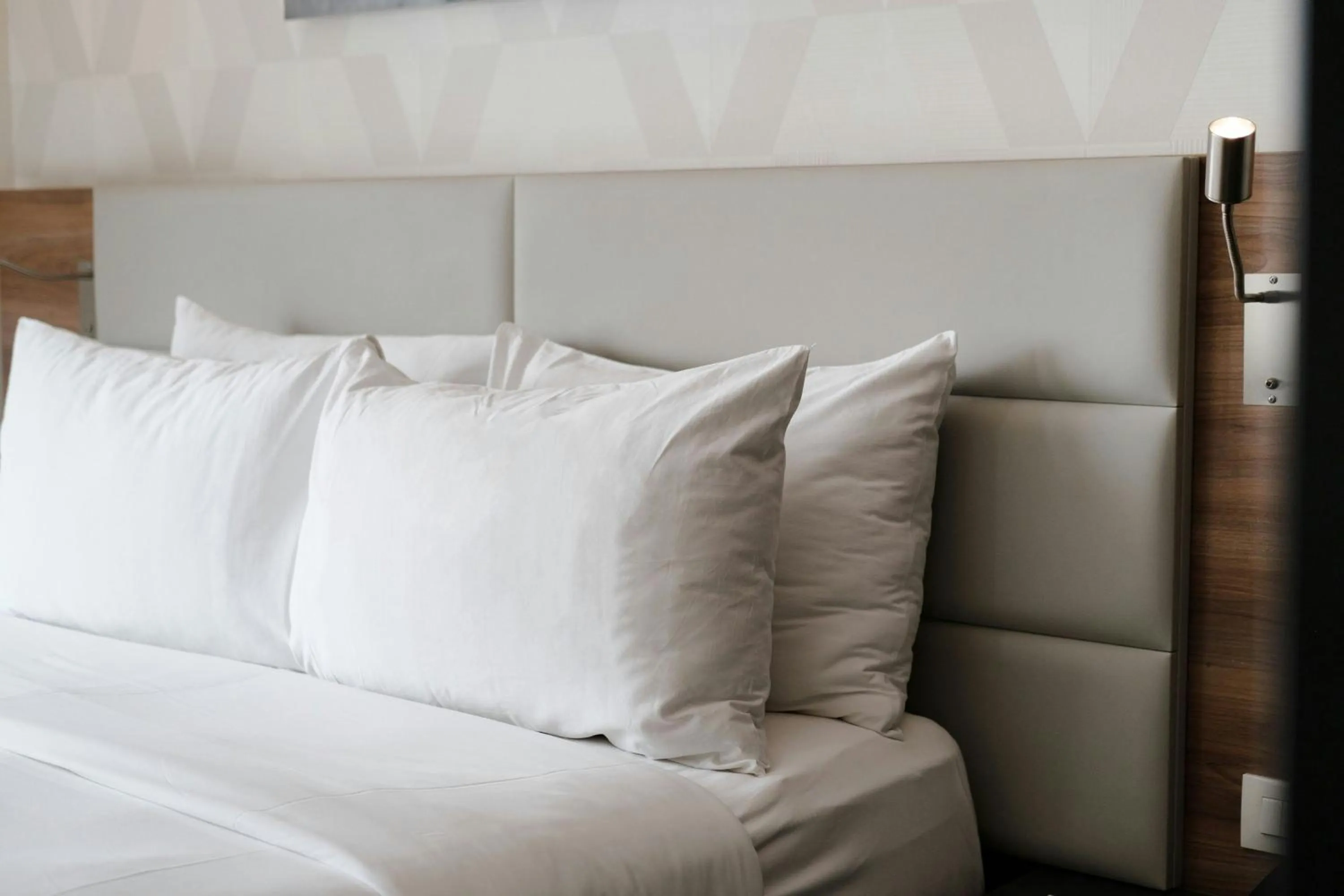 Photo of the whole room, Bed in SJ Grand Hotel Monterrey