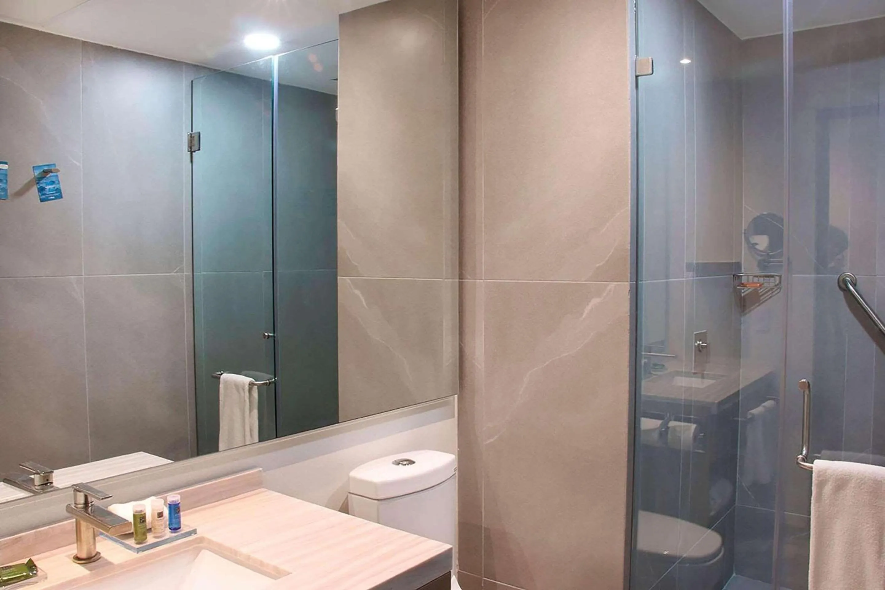 Bedroom in Radisson Hotel Monterrey San Jeronimo