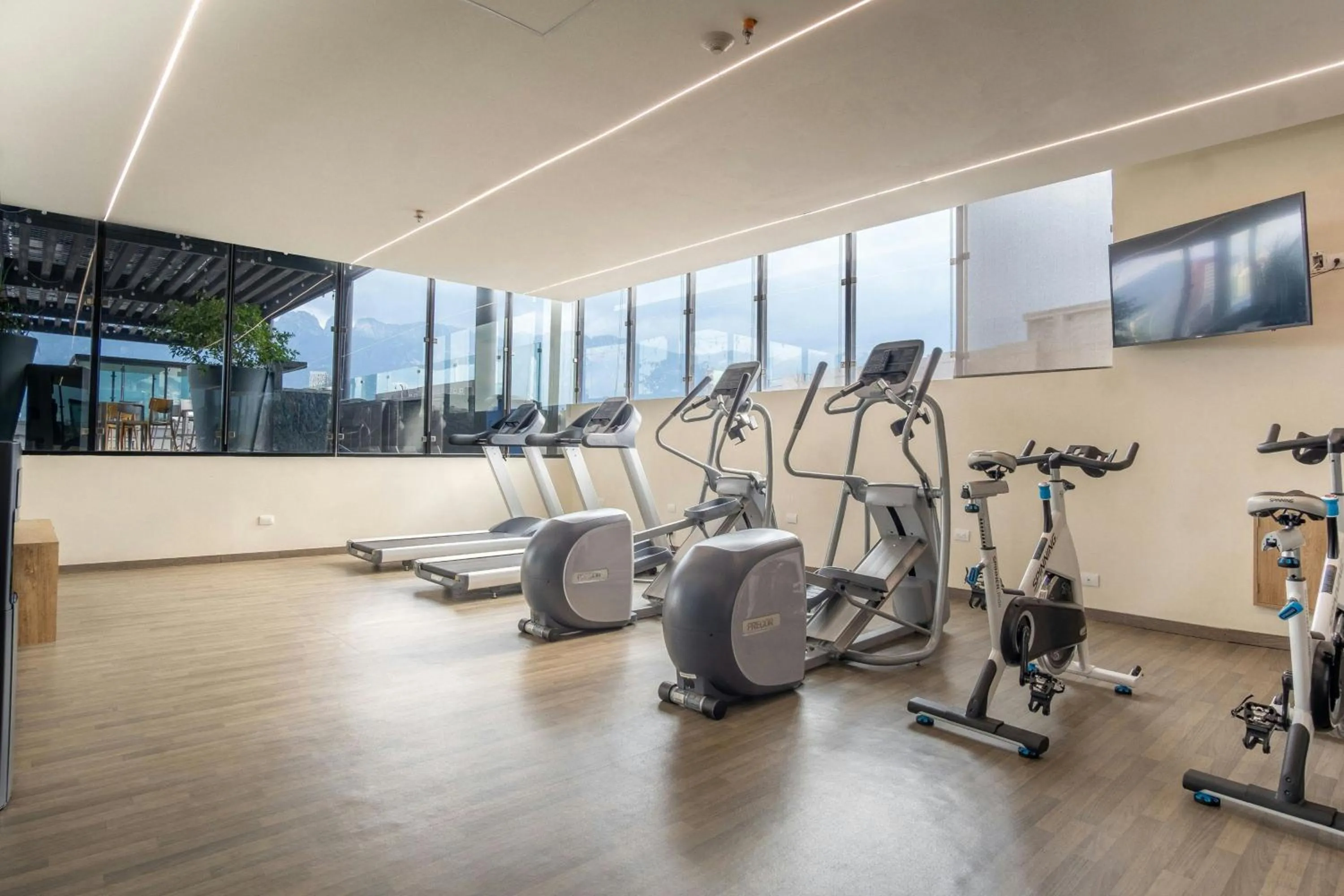 Fitness centre/facilities in SJ Grand Hotel Monterrey