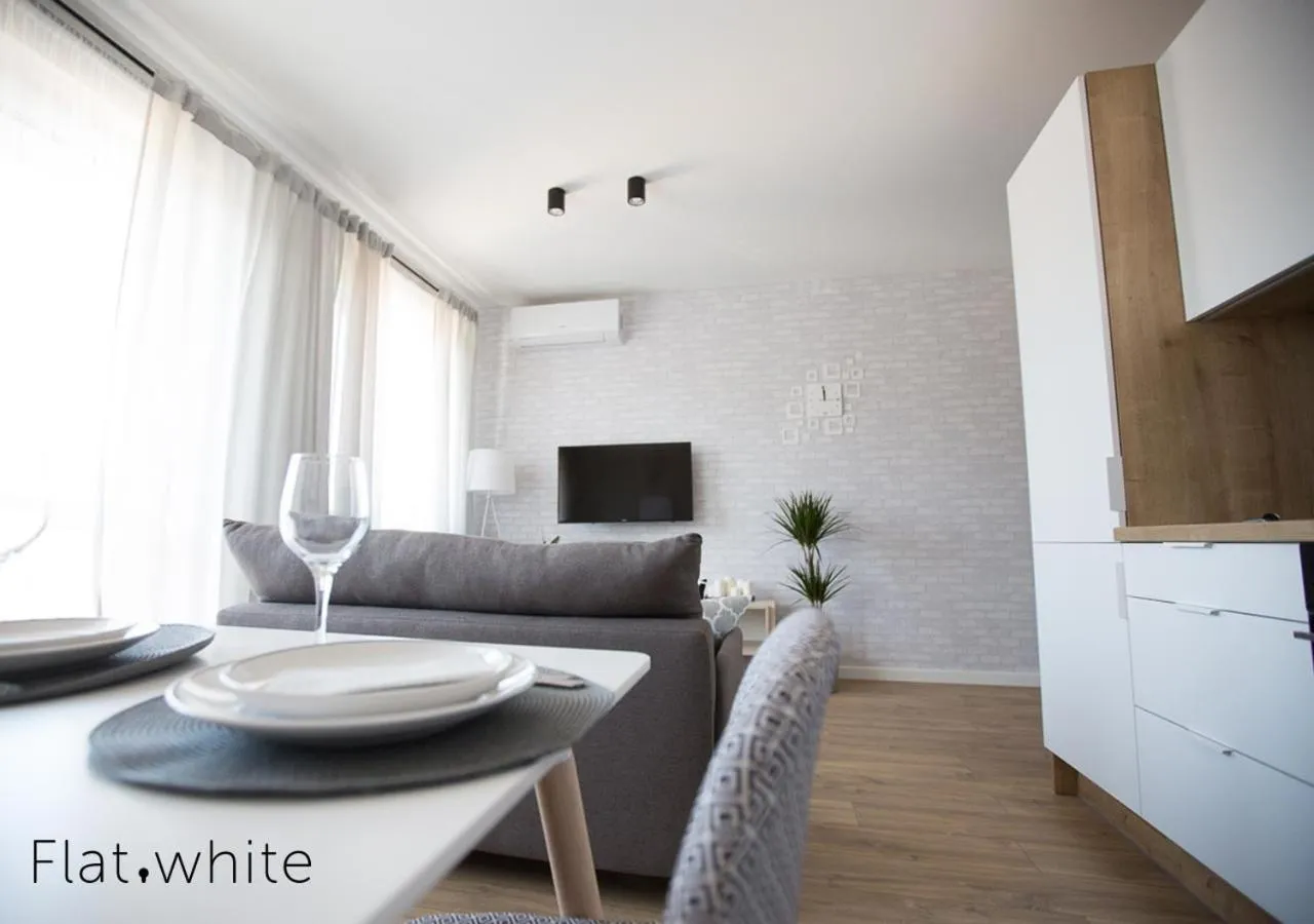 Kitchen or kitchenette in Apartamenty Flat White Zamkowa 4-6