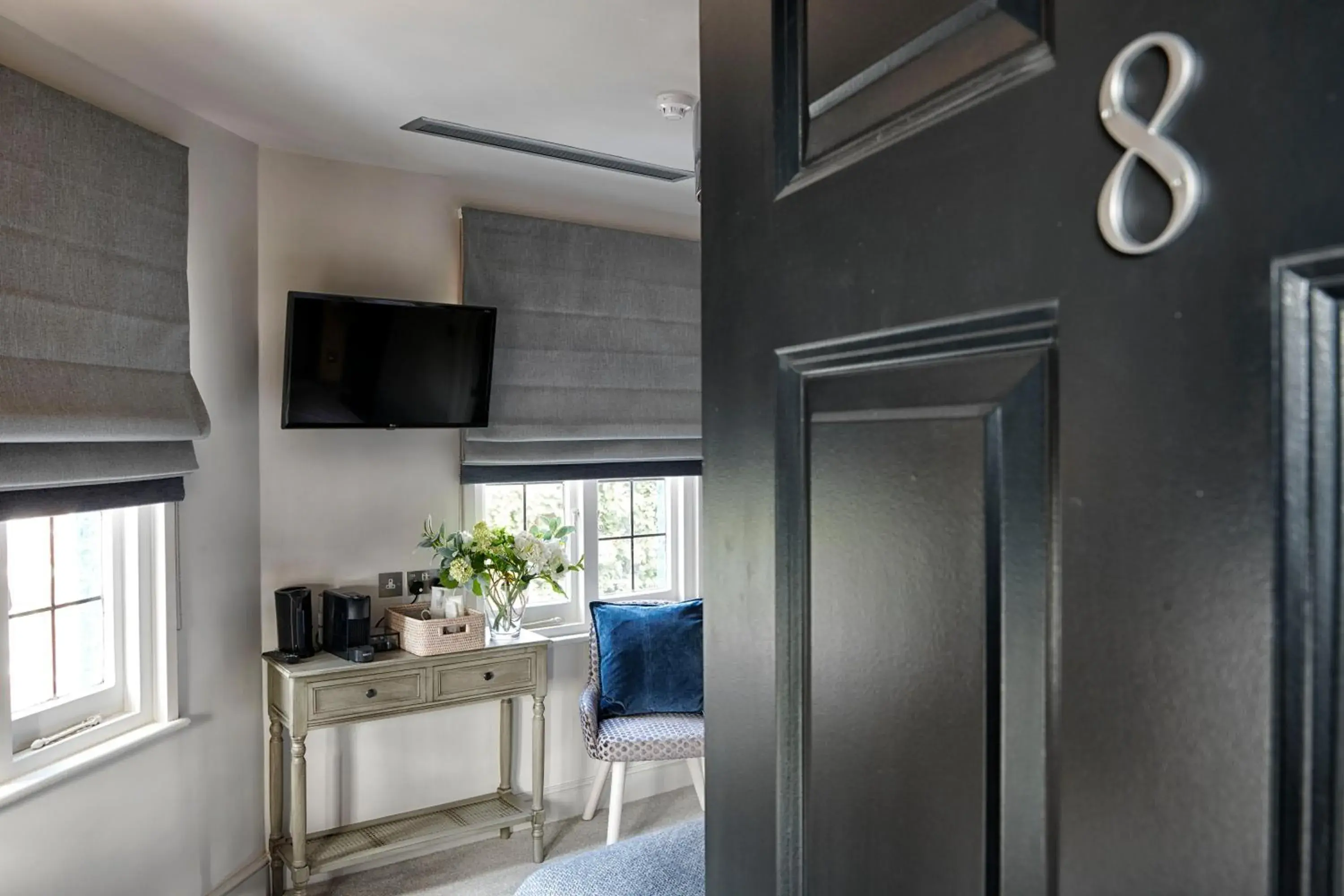 Comfy Double in The Bridge Pub & Rooms Comfy Double in The Bridge Pub & Rooms