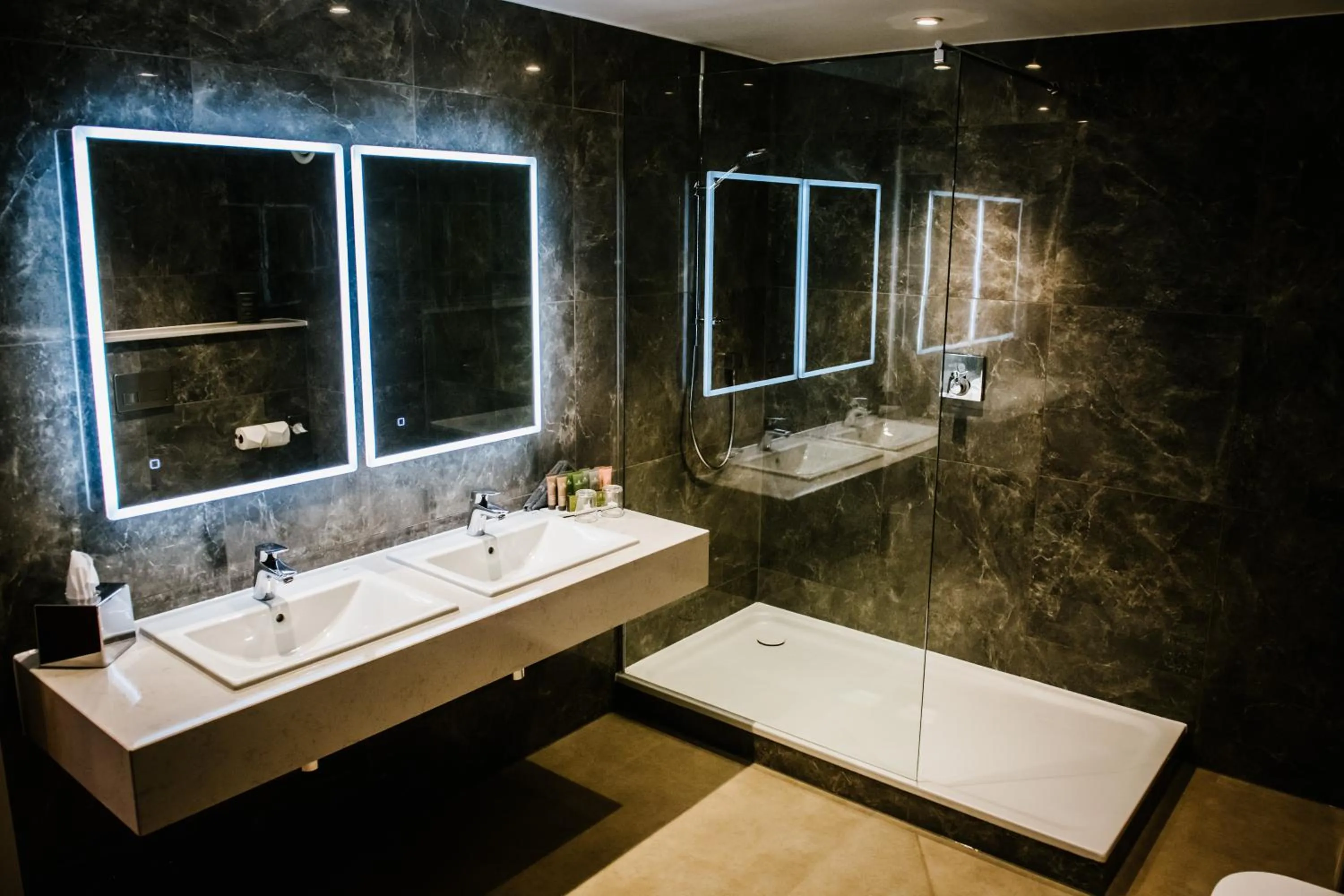 Bathroom in Crow Wood Hotel & Spa Resort