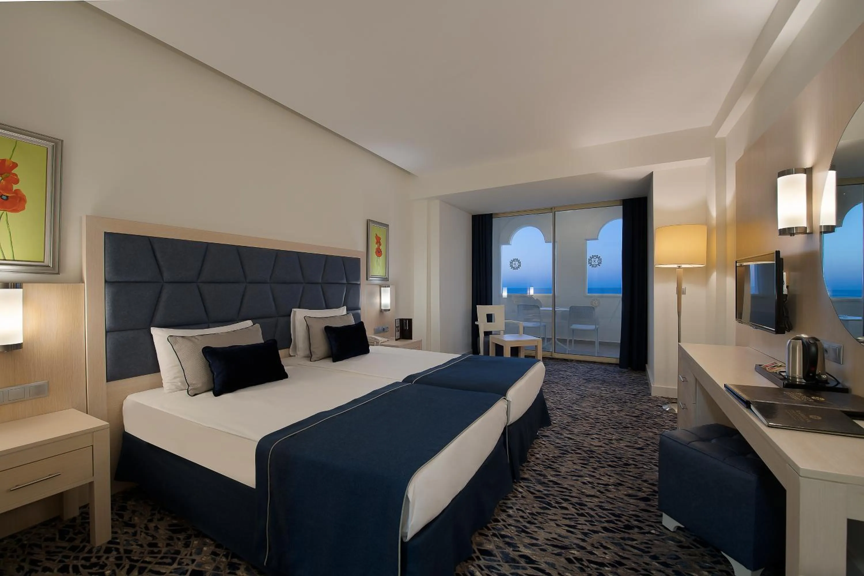 Photo of the whole room, Bed in Kamelya Fulya Hotel & Aqua - Ultra All Inclusive