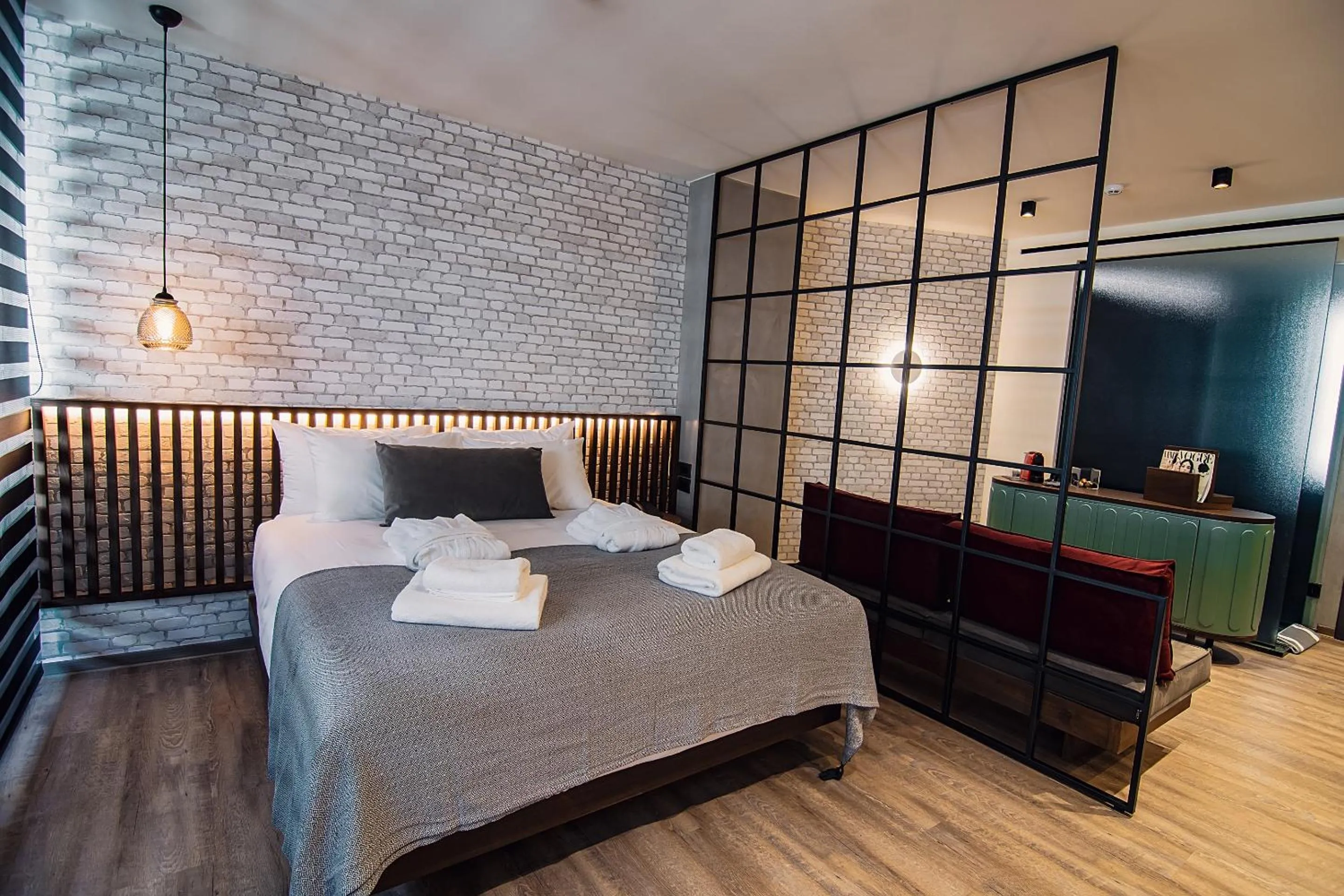 Bed in Project 3 Urban Chic Hotel