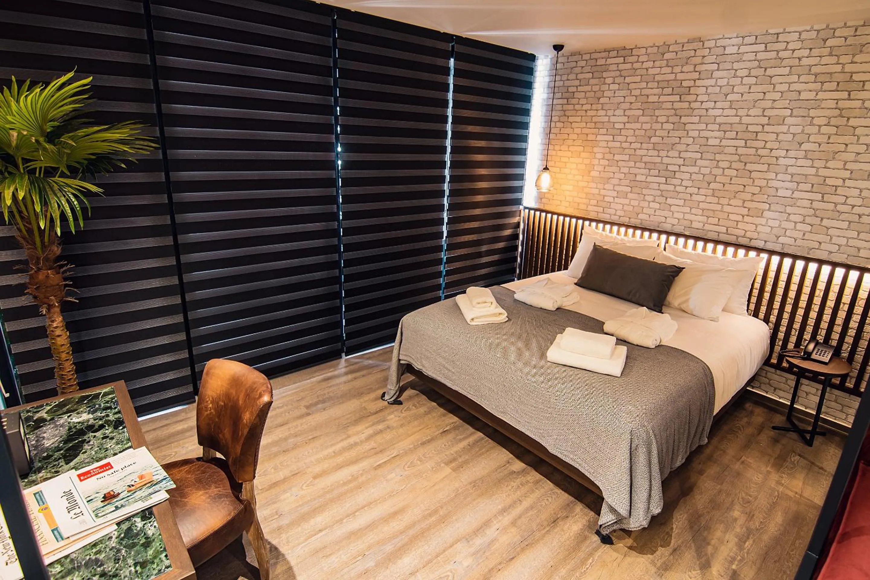 Bed in Project 3 Urban Chic Hotel