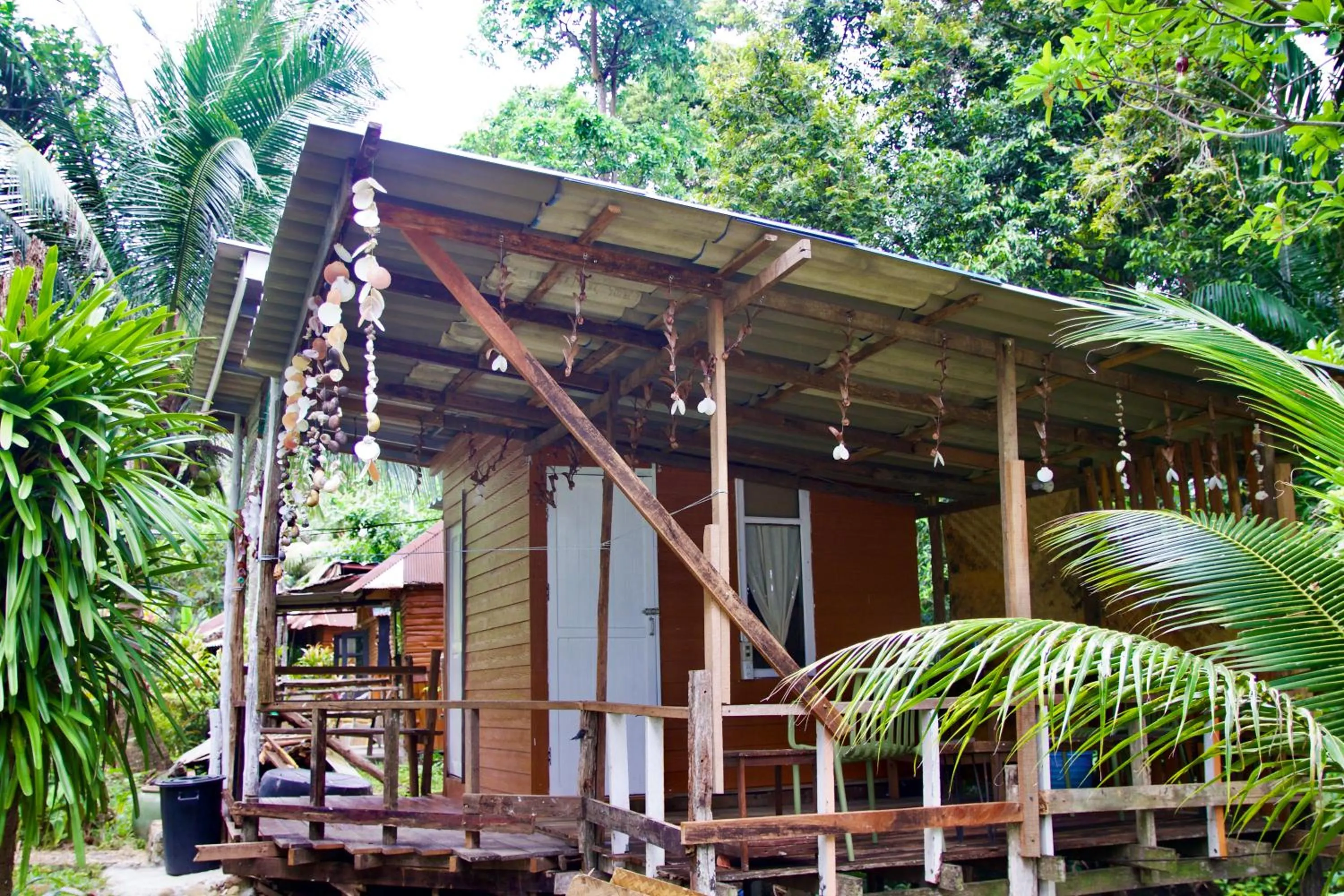 Property building in Ban_na