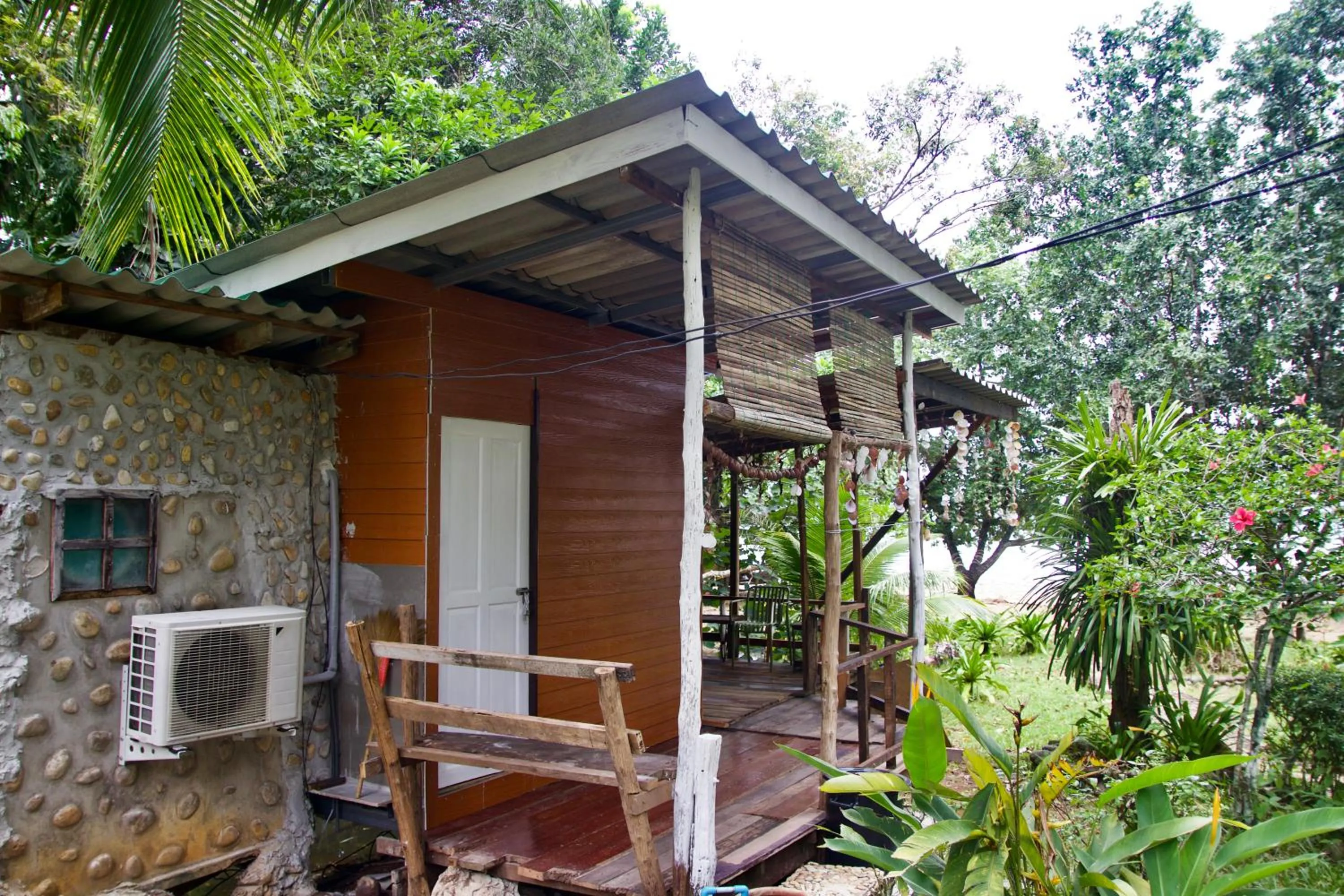 Property building in Ban_na