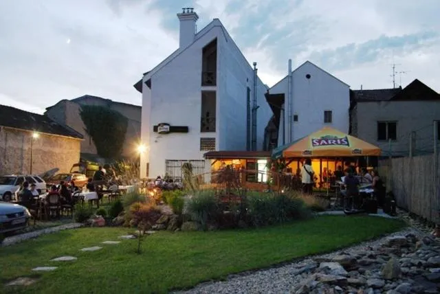 Property building in Hotel Čierny Orol