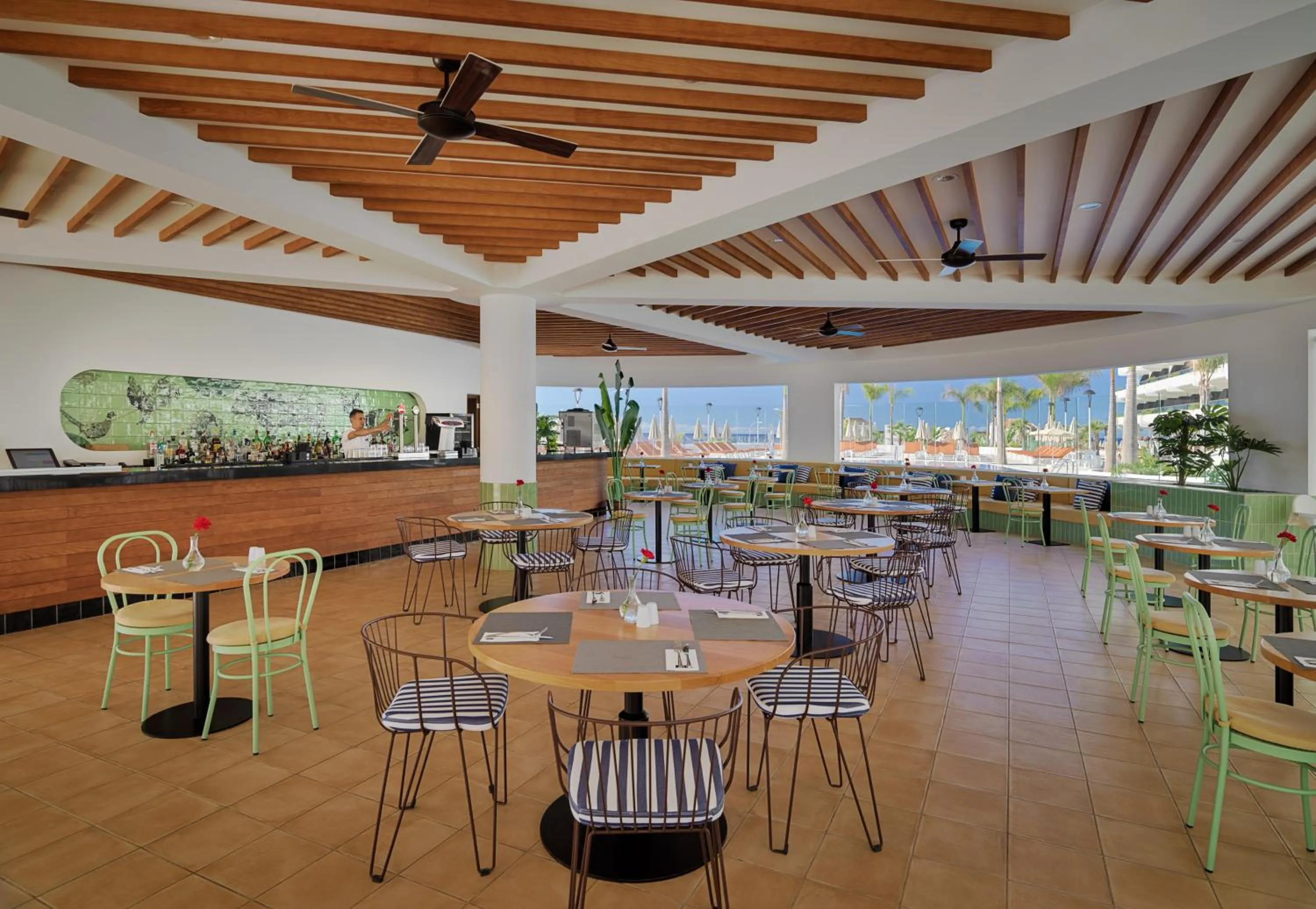 Swimming pool in H10 Atlantic Sunset Horizons Collection