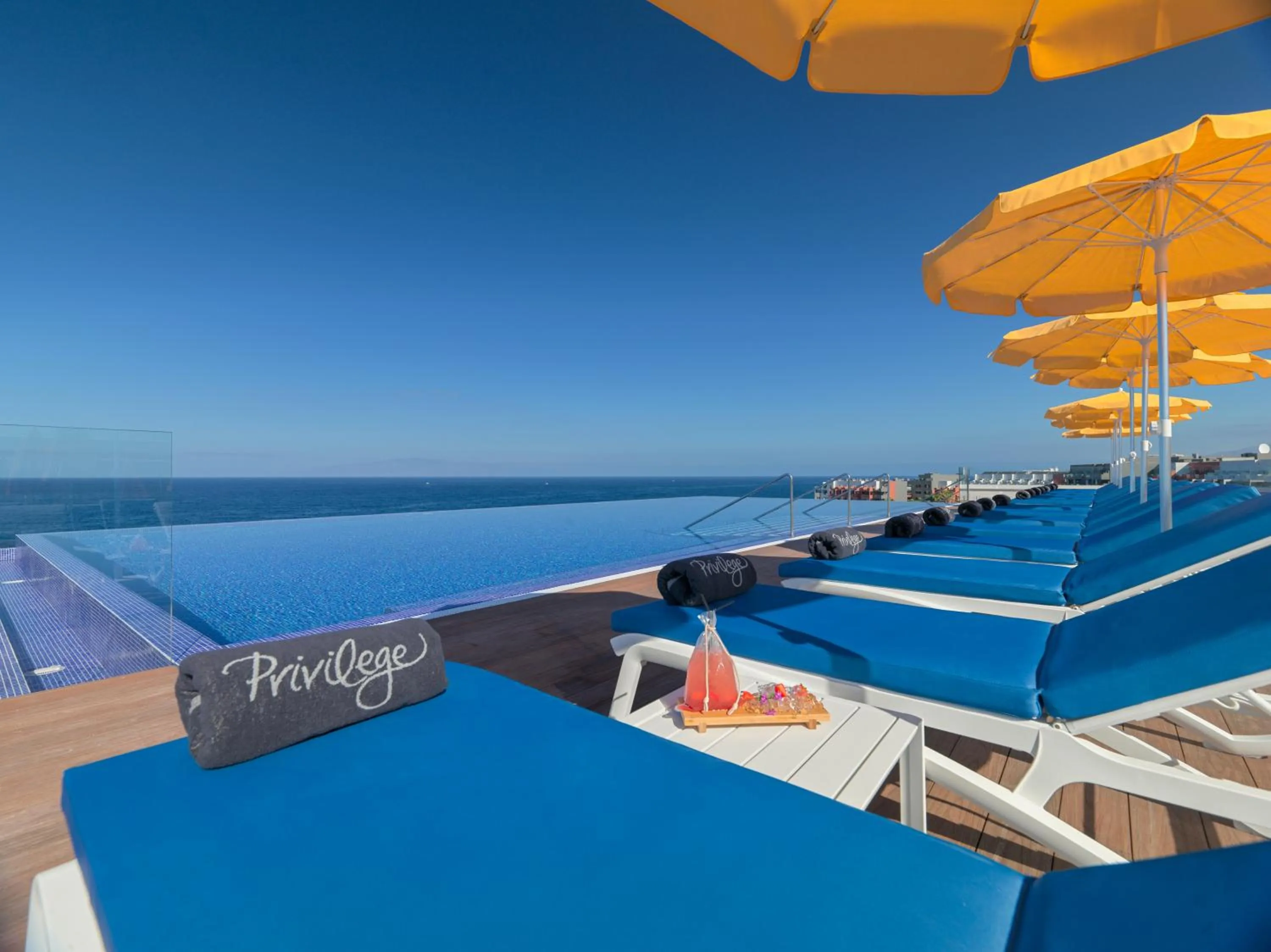 Swimming pool in H10 Atlantic Sunset Horizons Collection