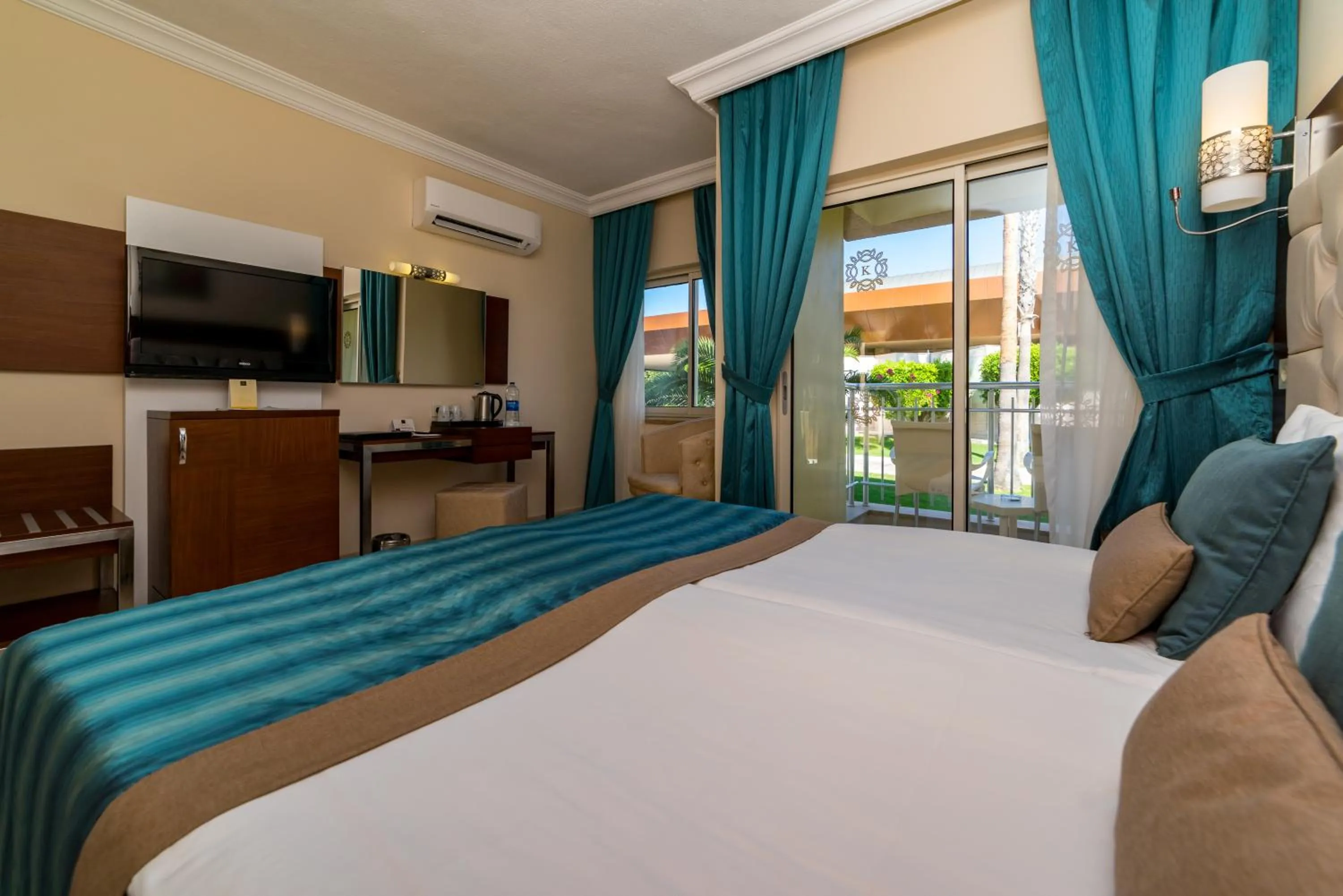 Bed in Kamelya K Club - All Inclusive