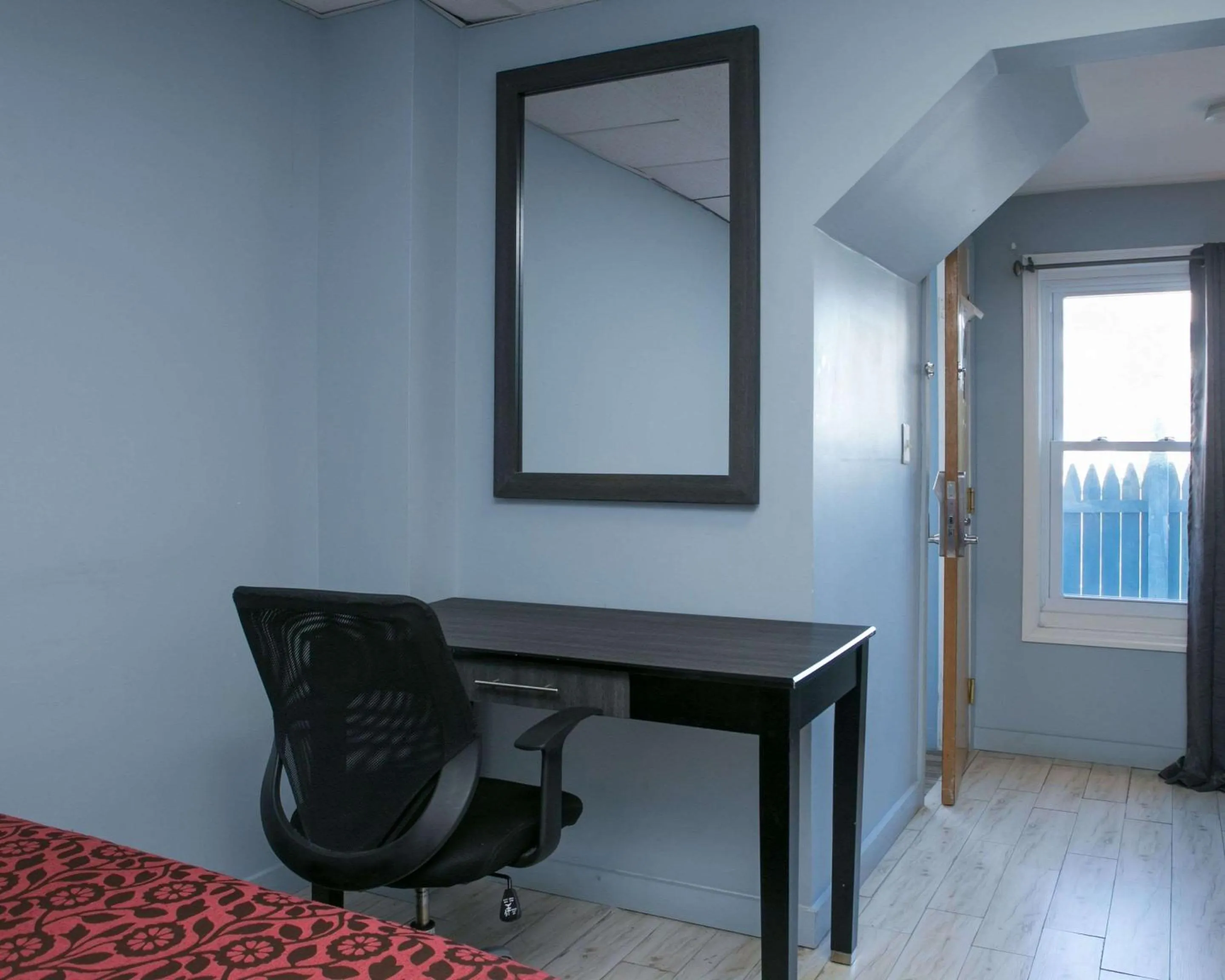 Photo of the whole room in Hammock Inn & Suites North Beach Hotel