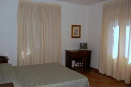 Bed in Albergo Belvedere