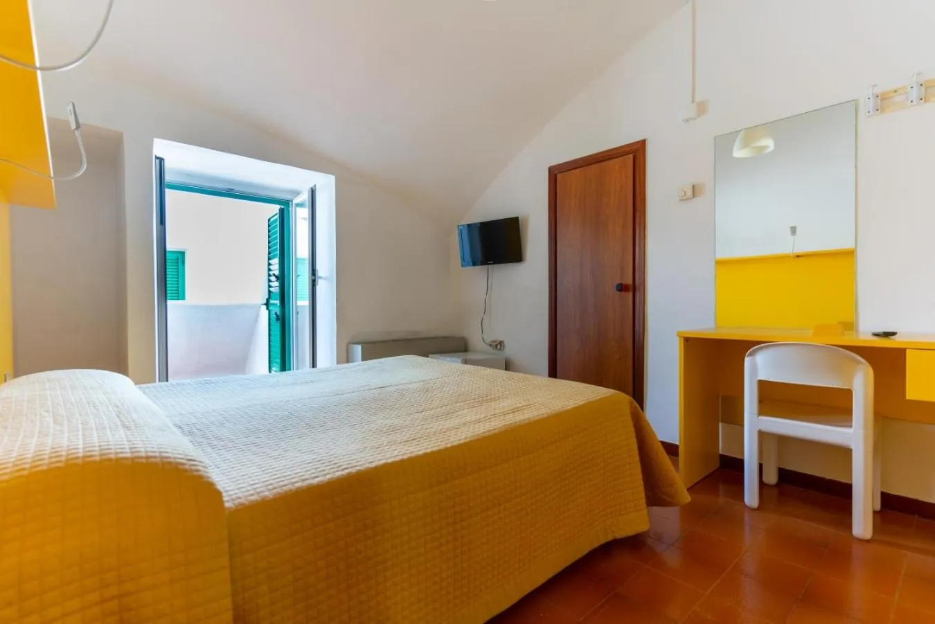 Photo of the whole room in Corvino Resort