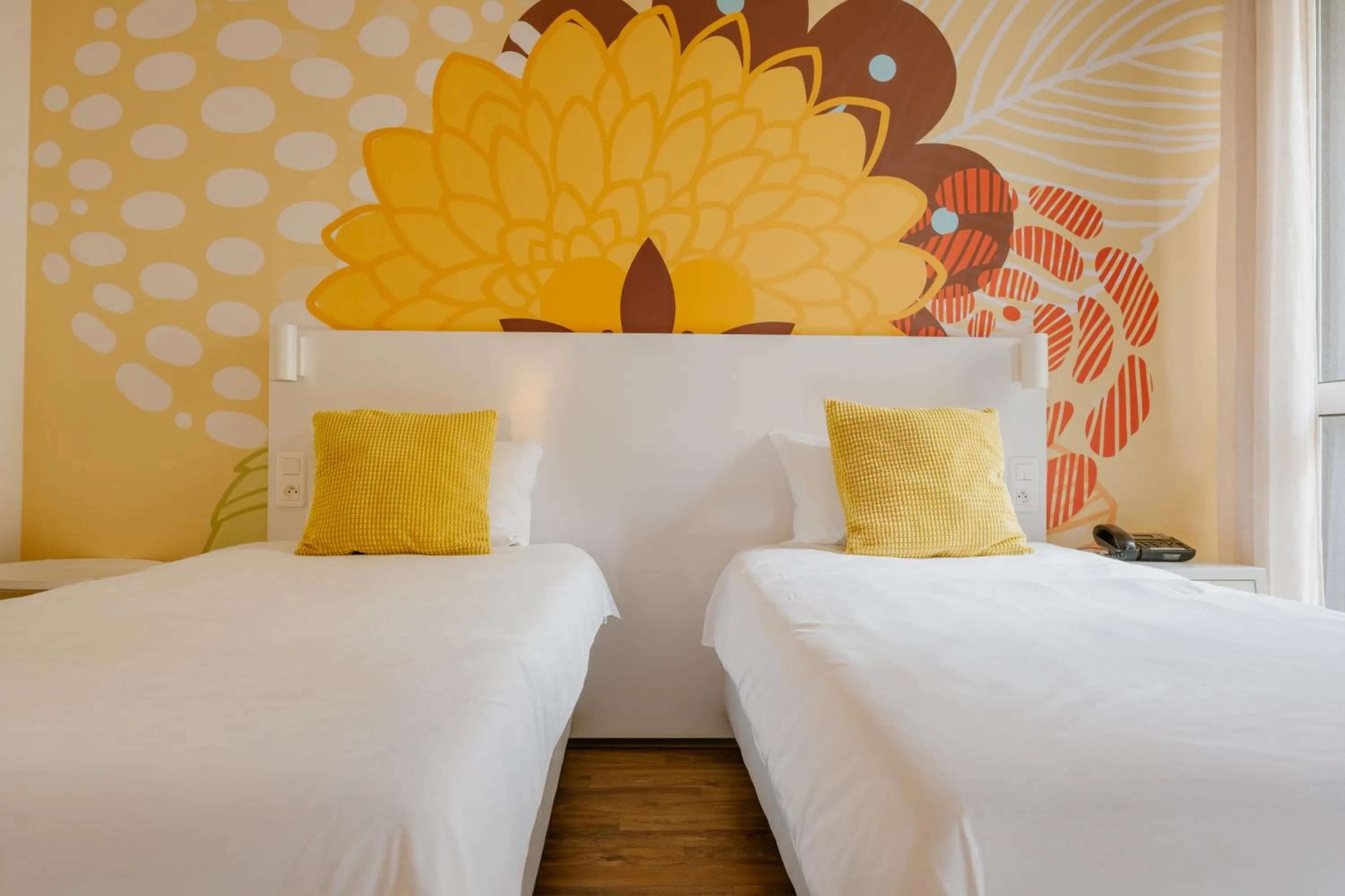 Bed in Green Hôtels Bordeaux Arena