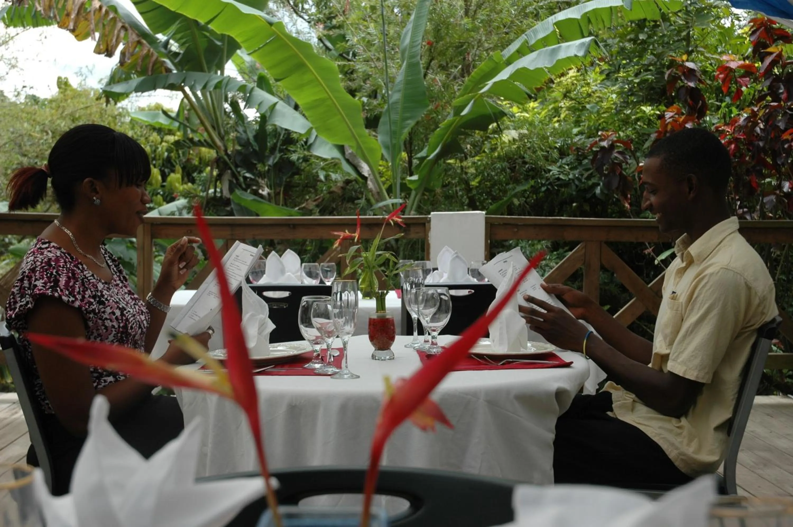 Restaurant/places to eat in Forres Park Nature Retreat