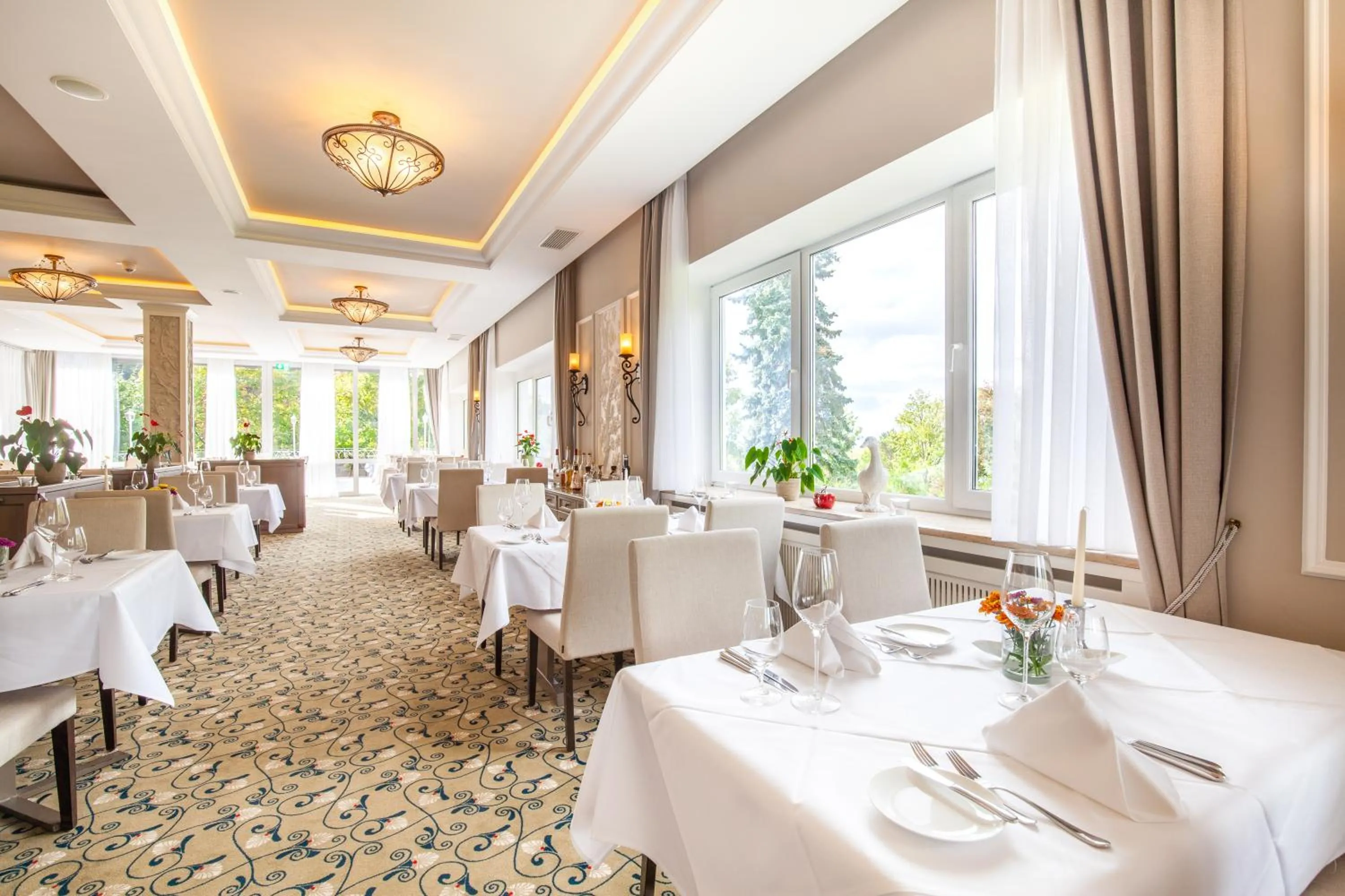 Restaurant/places to eat in Park Hotel & Spa Katharina