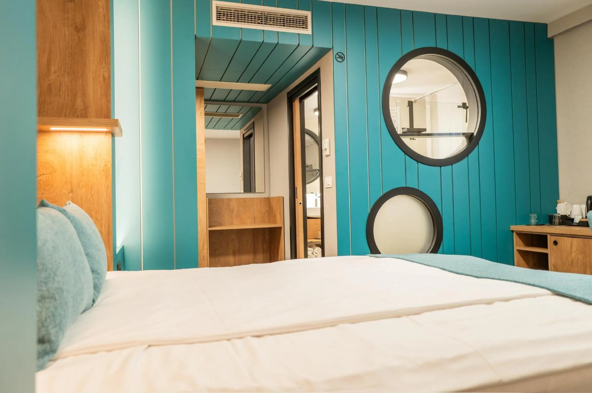 Bedroom, Bed in Hotel MANTOVA Vrhnika