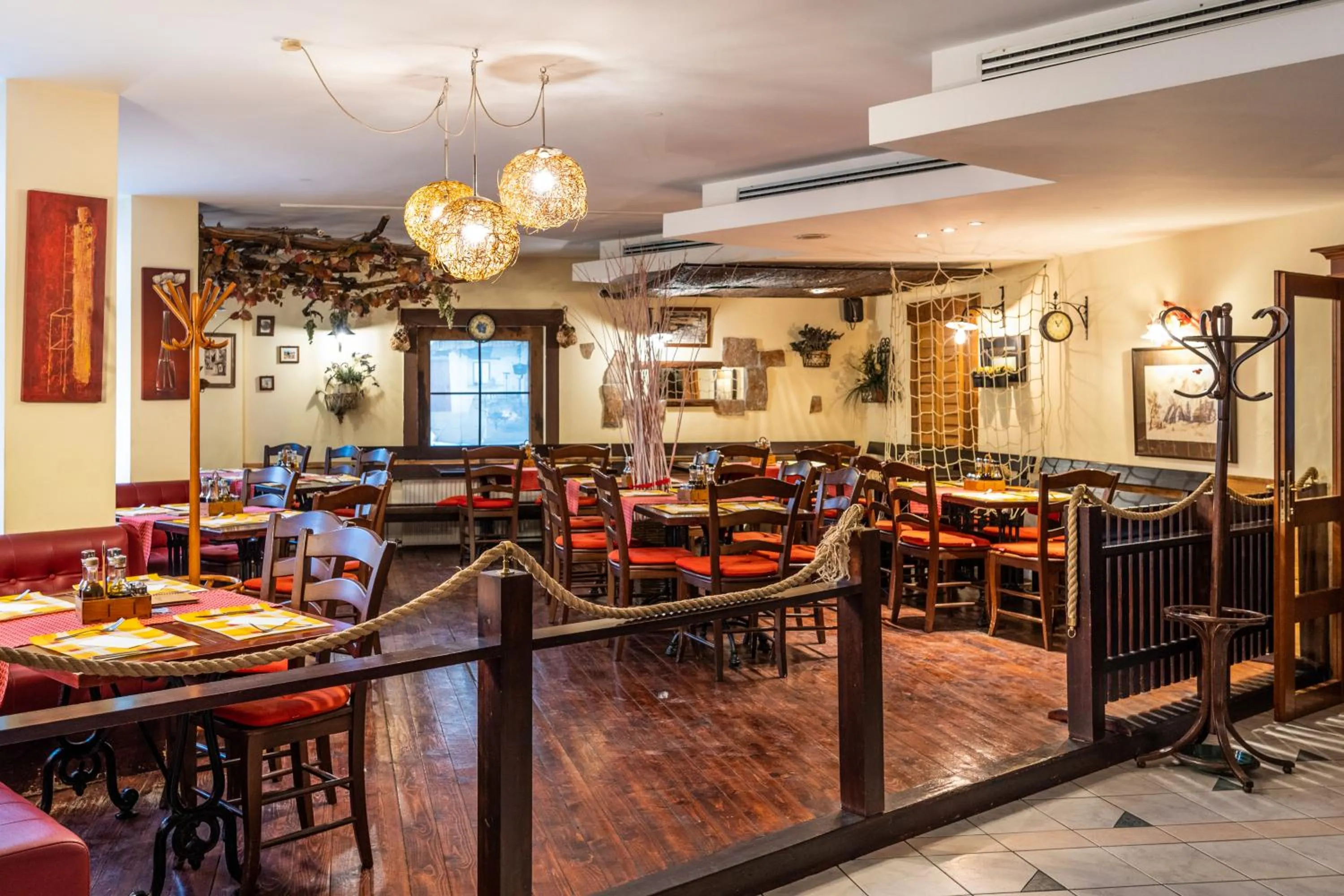 Restaurant/places to eat in Hotel MANTOVA Vrhnika