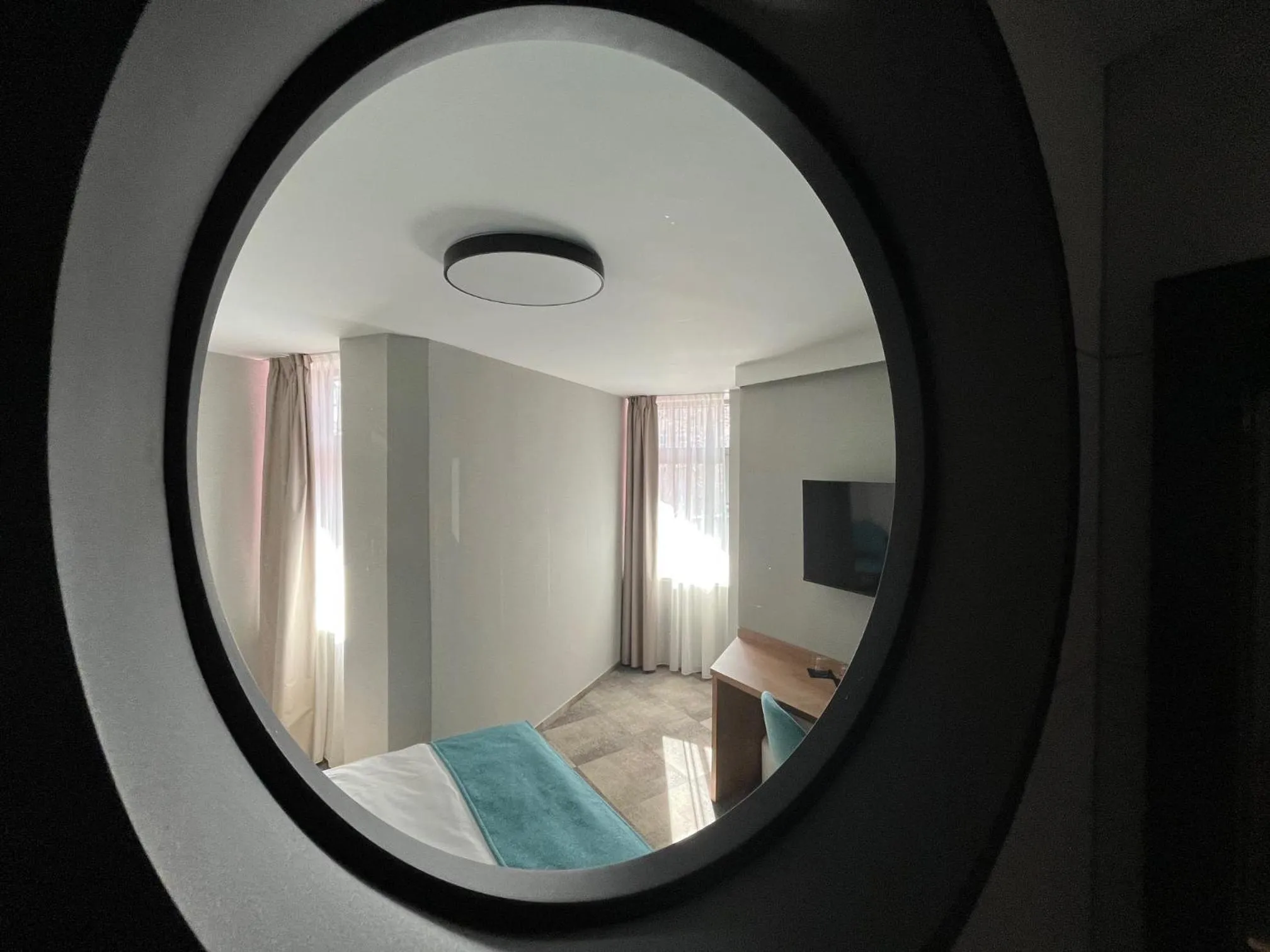 Living room, Bed in Hotel MANTOVA Vrhnika