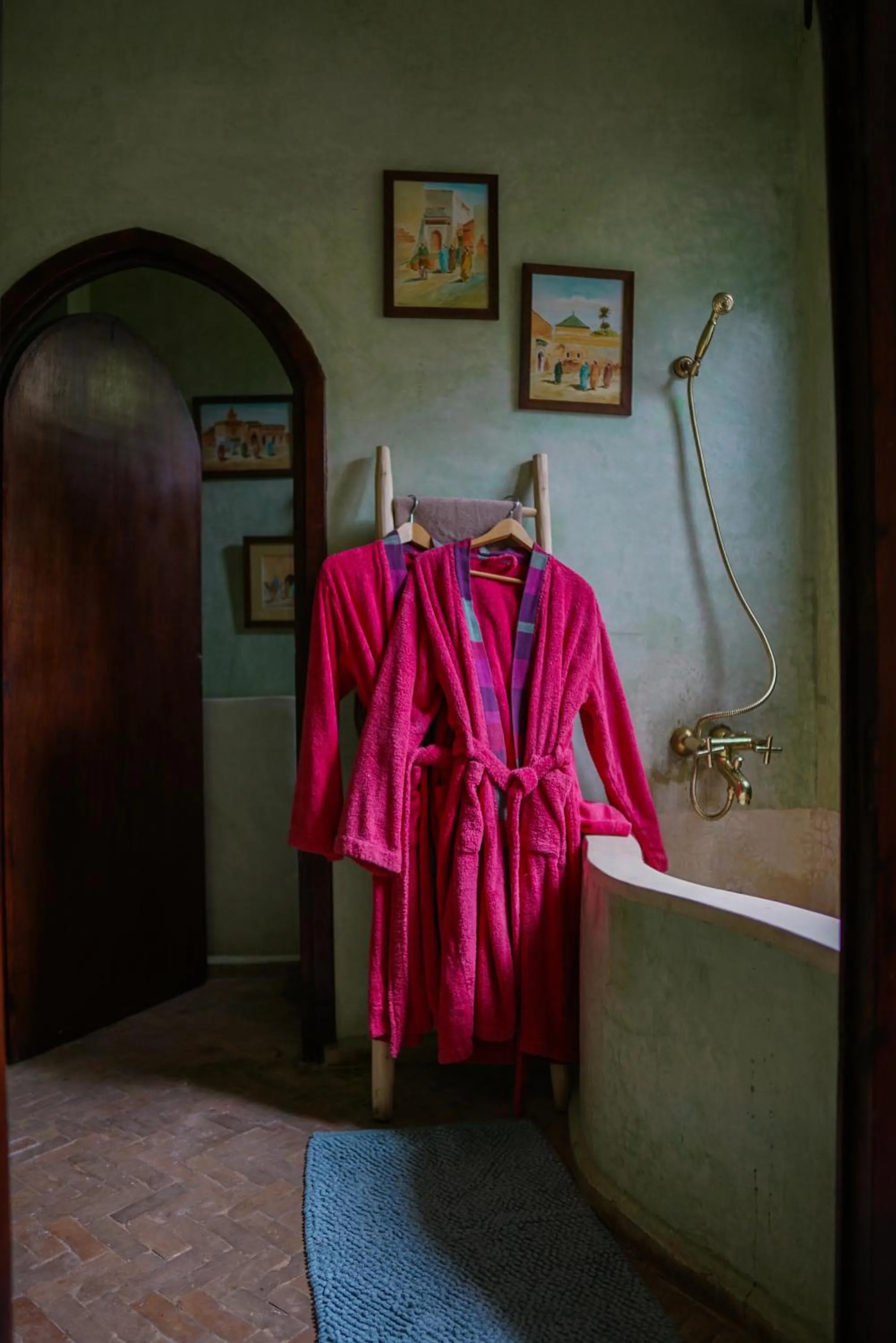 Bath, Bed in Riad Dama & Spa