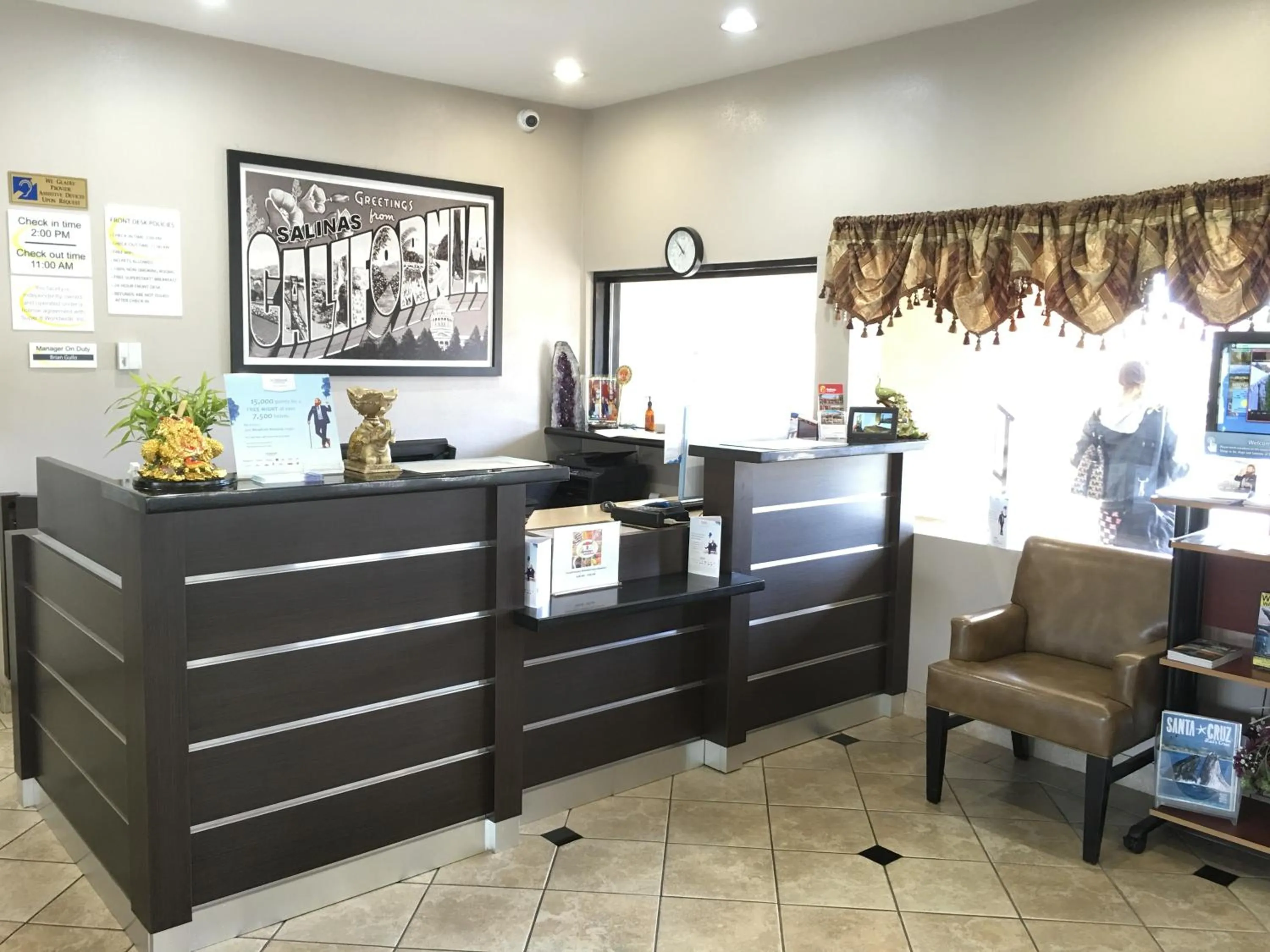 Lobby or reception in Super 8 by Wyndham Salinas