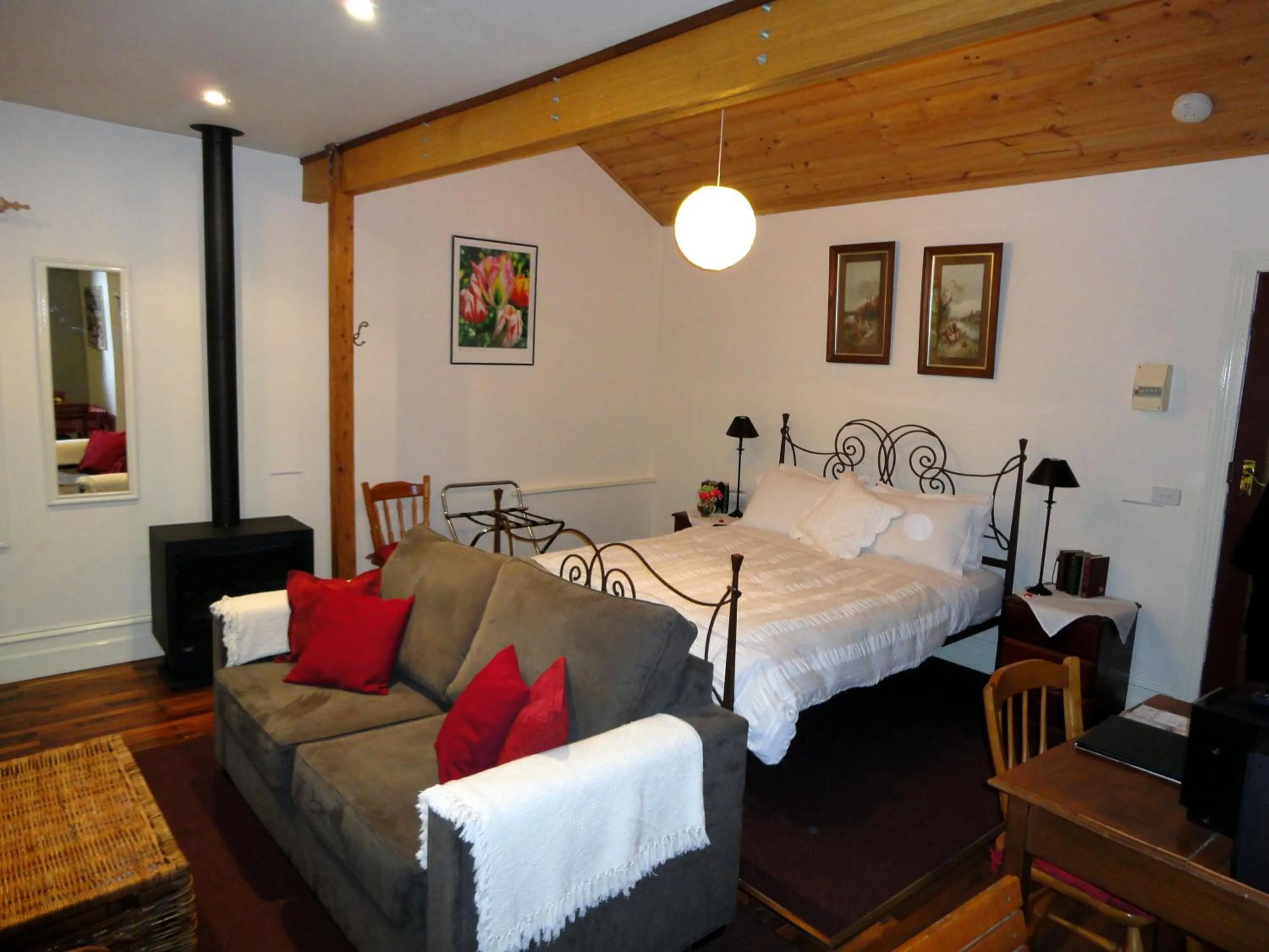 Photo of the whole room in Stone's Throw Cottage Bed and Breakfast
