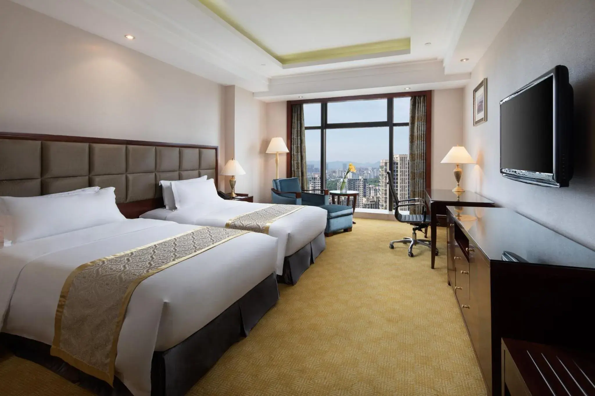 Premium Twin Room in Crowne Plaza Deqing Moganshan by IHG Premium Twin Room in Crowne Plaza Deqing Moganshan by IHG