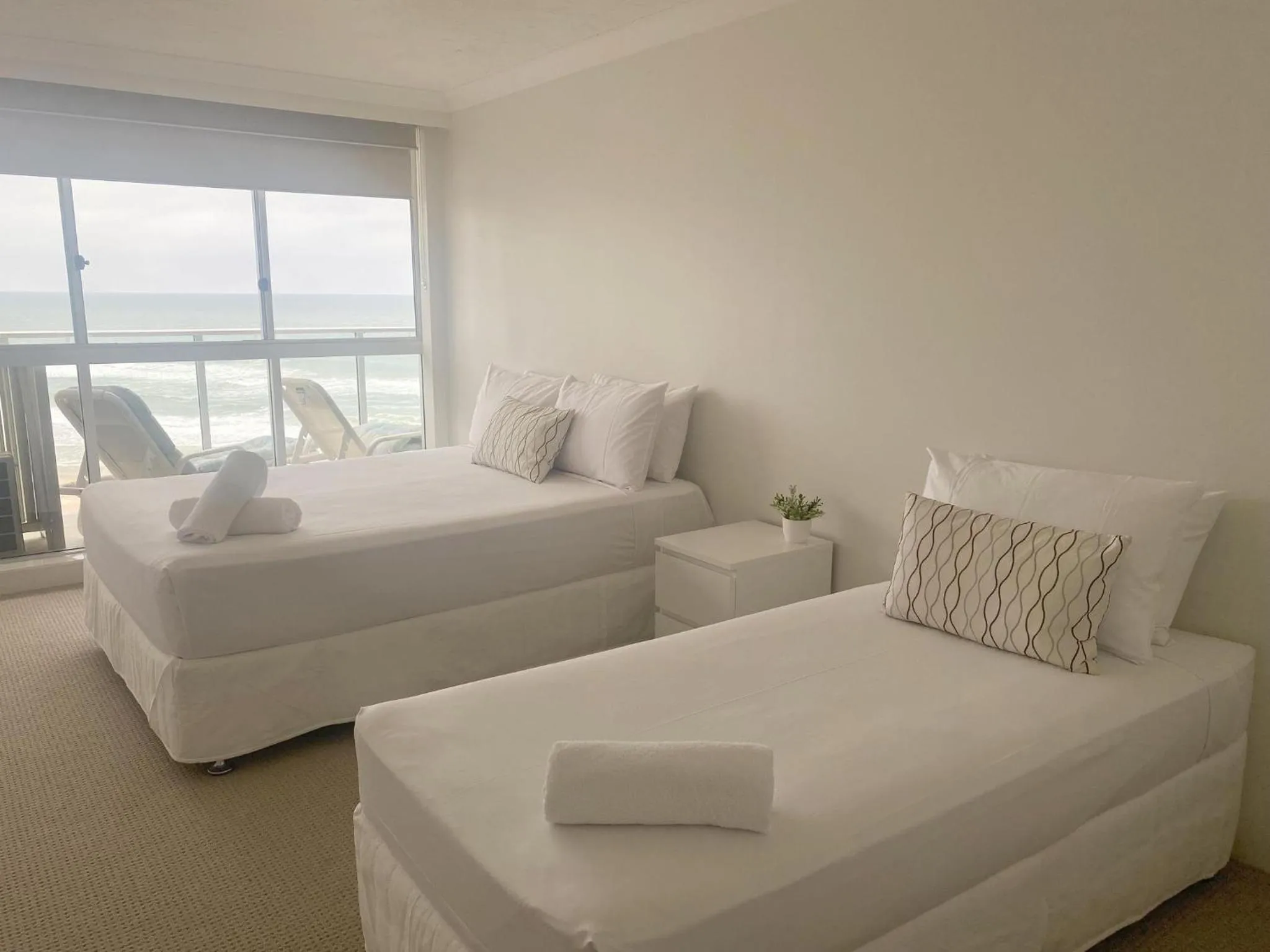 Bedroom, Bed in Hi Surf Beachfront Resort Apartments OFFICIAL SITE