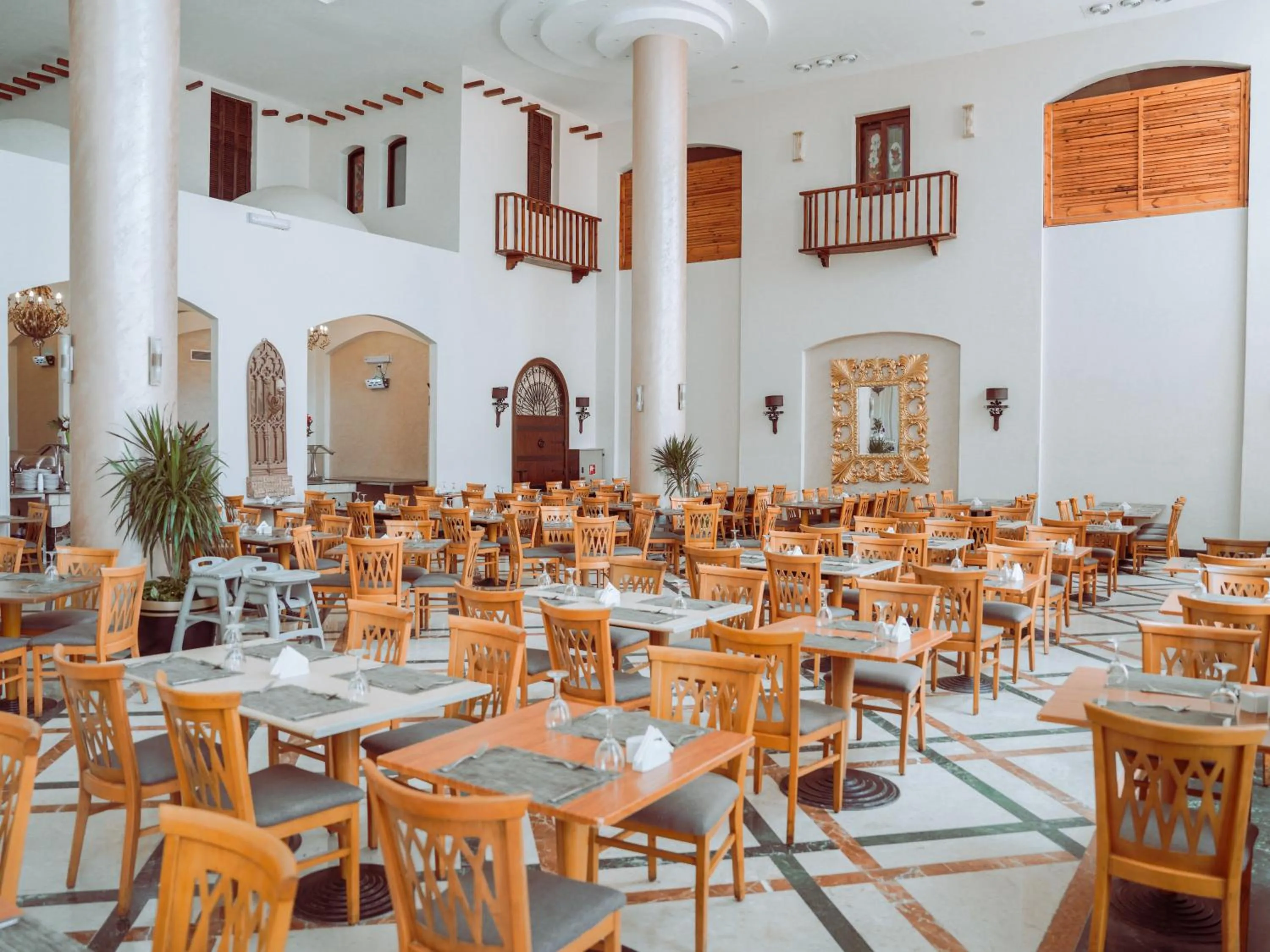 Restaurant/places to eat in Nubian Island, Families and Couples only