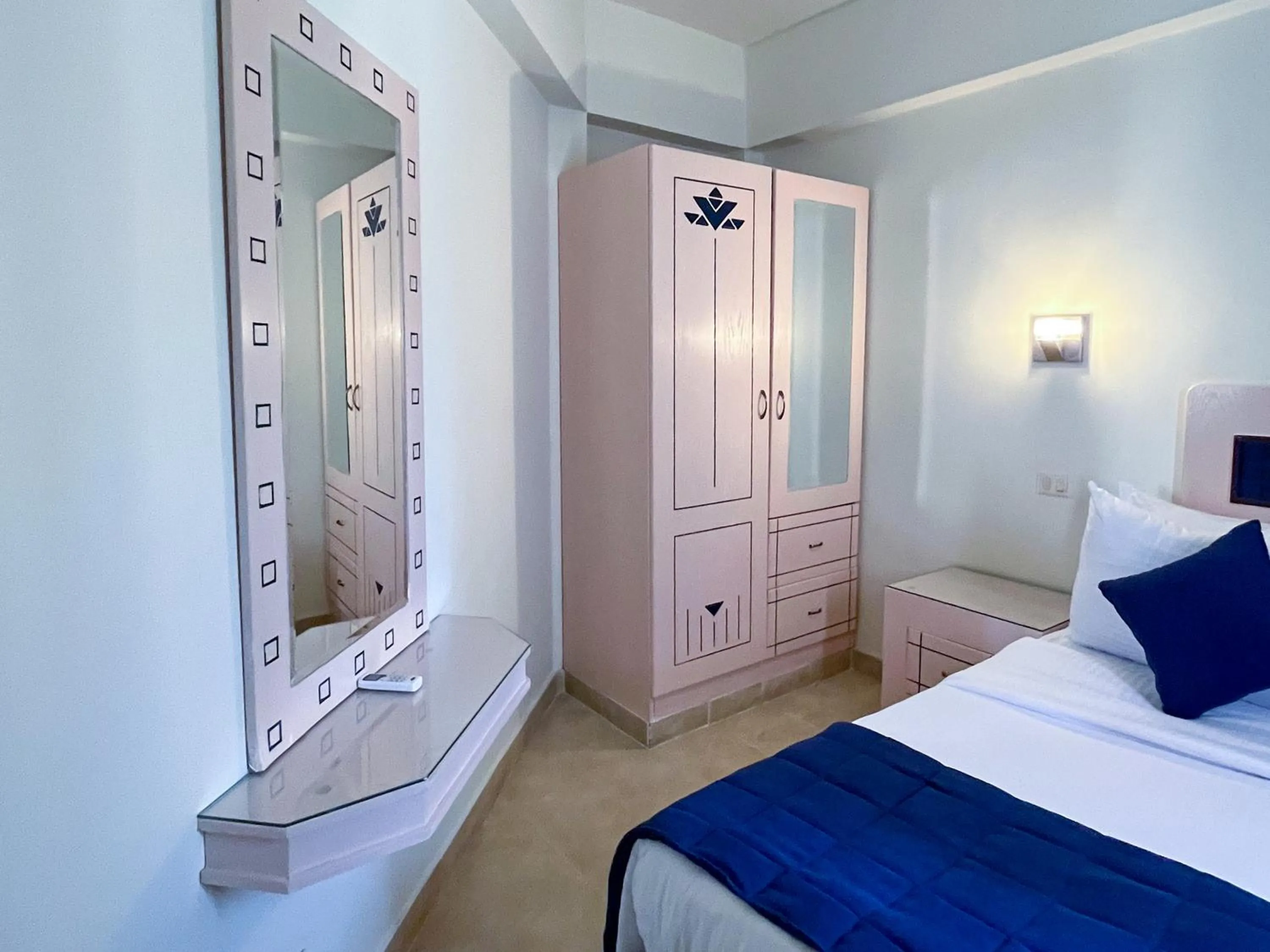 Bedroom in Nubian Island, Families and Couples only