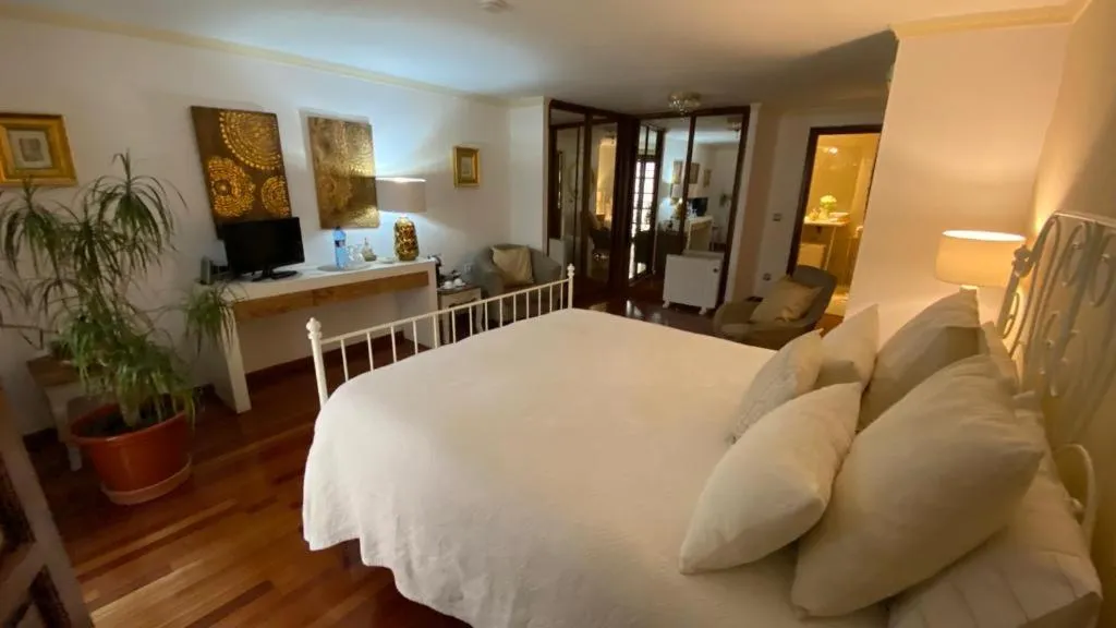 TV and multimedia, Bed in La Posada de Chinchilla