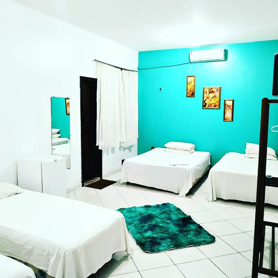 Bed in hotel encontro das aguas