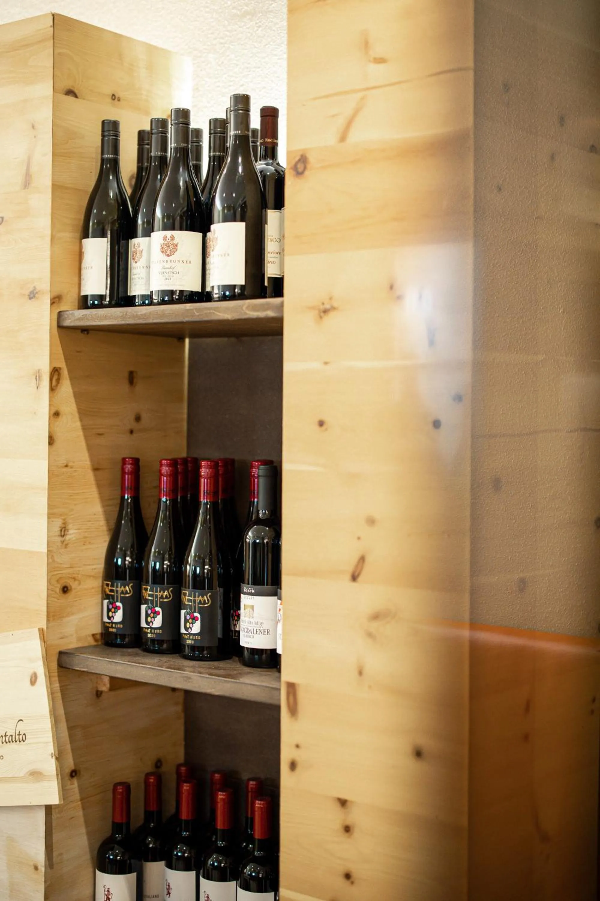 Restaurant/places to eat in Hotel Scoiattolo