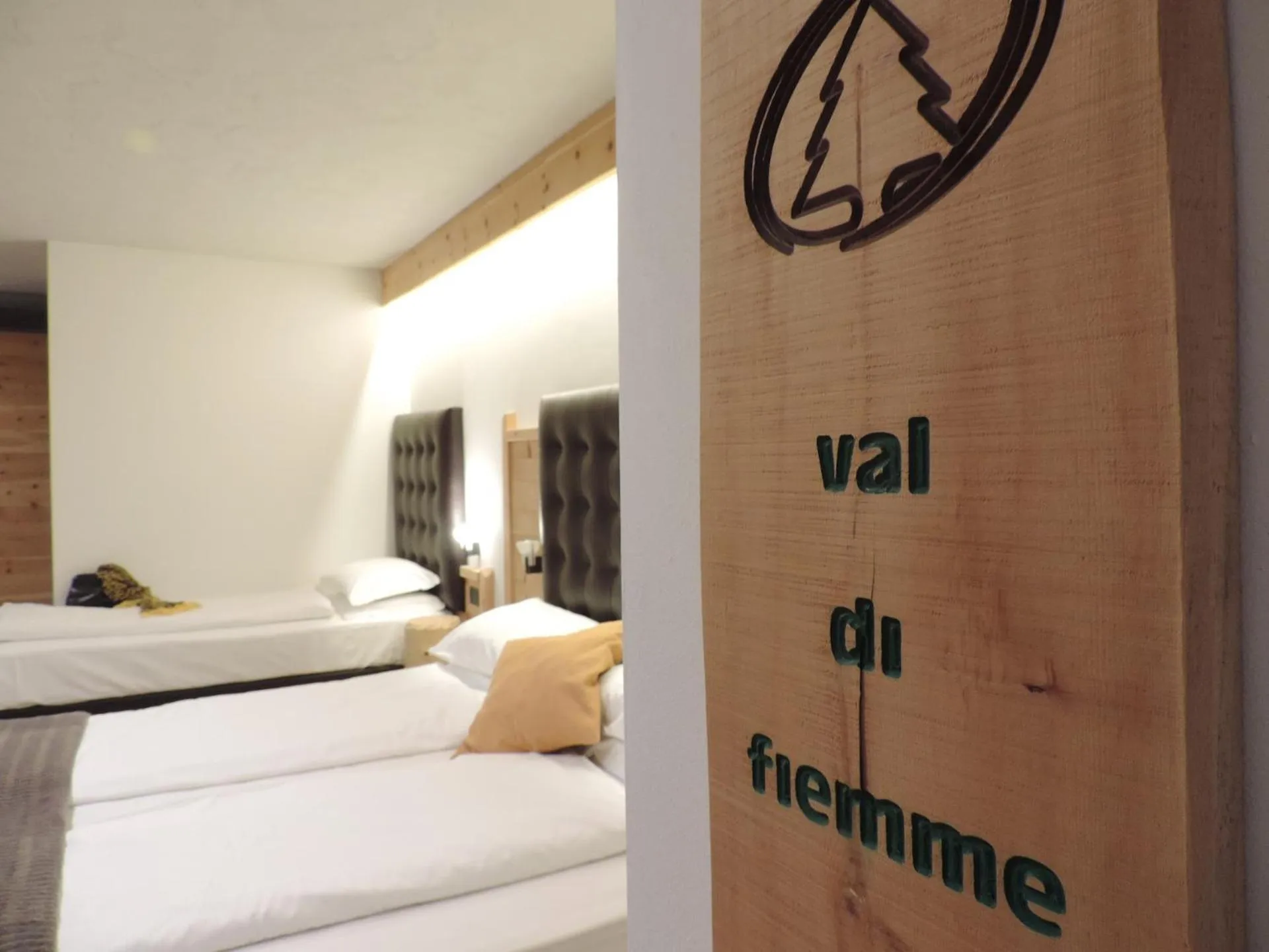 Bed in Hotel Scoiattolo