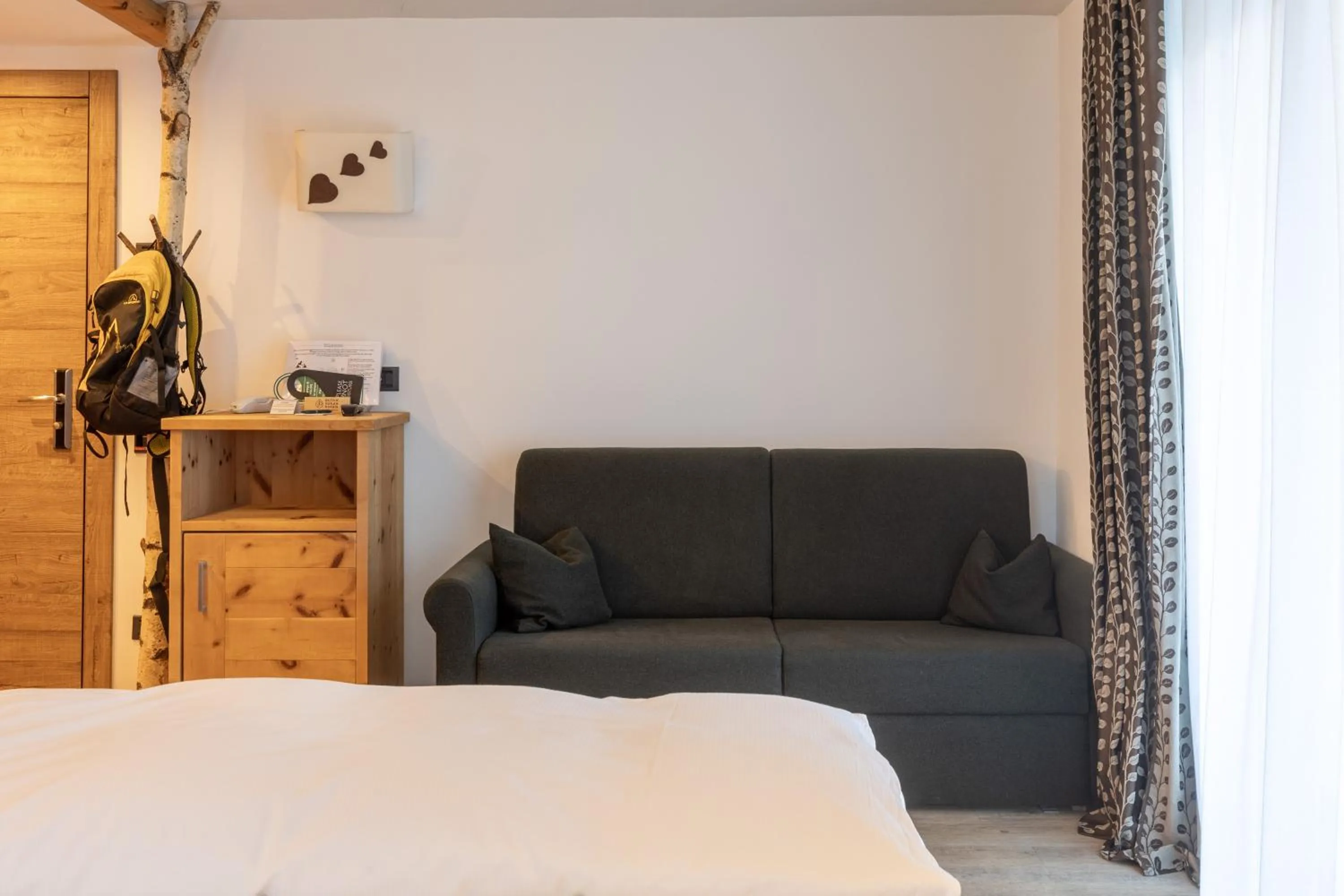 Bedroom, Bed in Hotel Scoiattolo