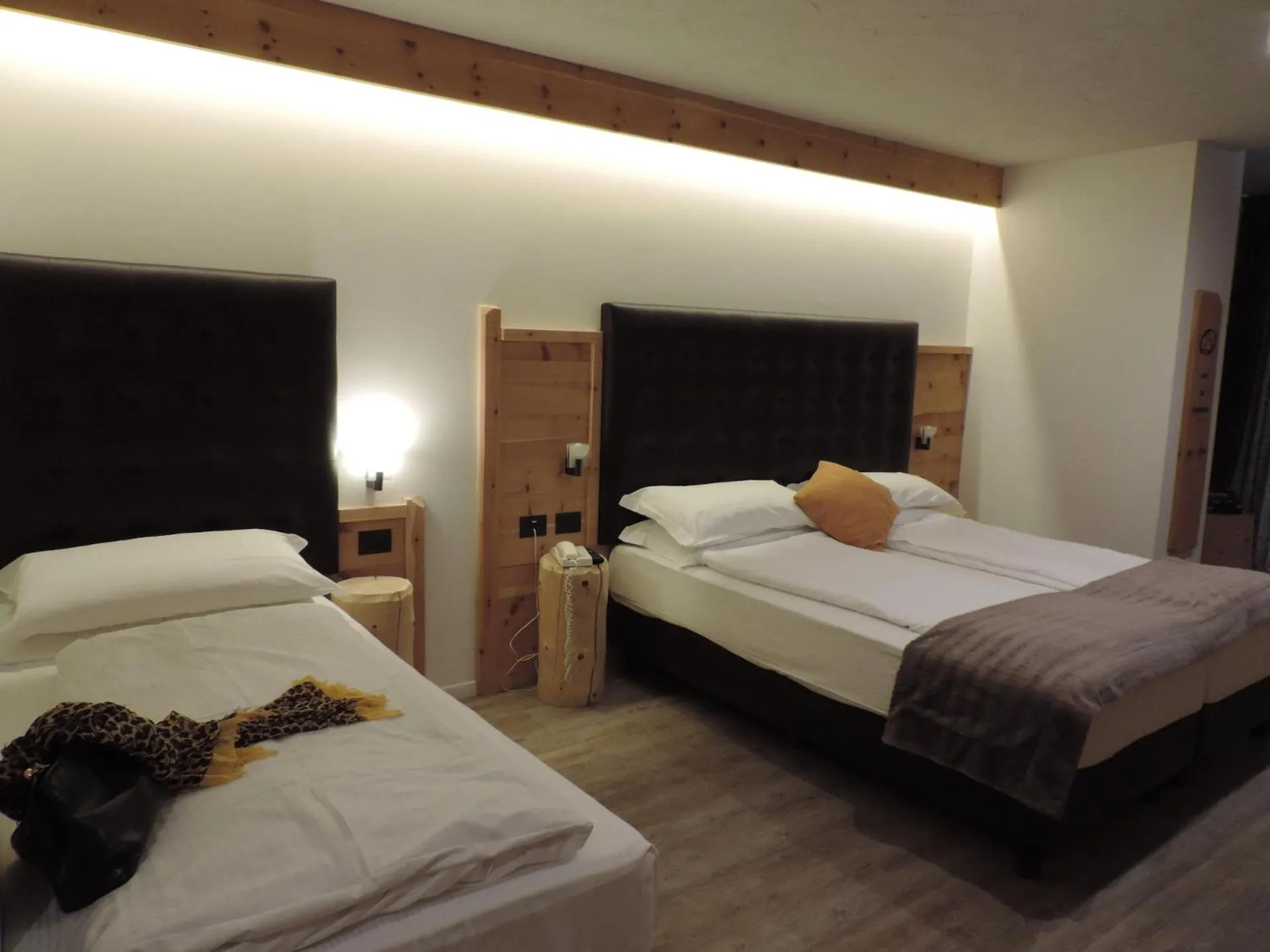 Bed in Hotel Scoiattolo