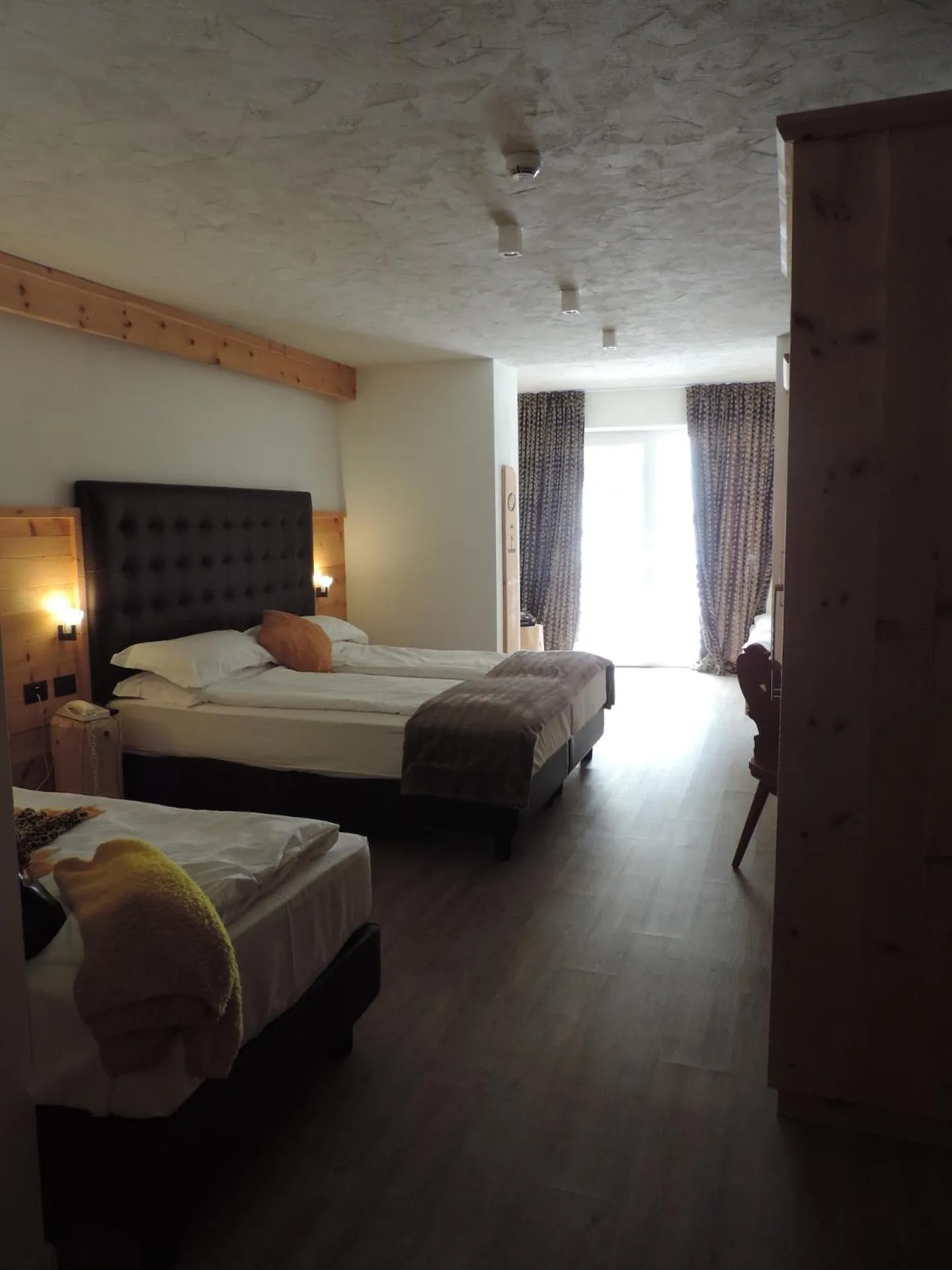 Bed in Hotel Scoiattolo