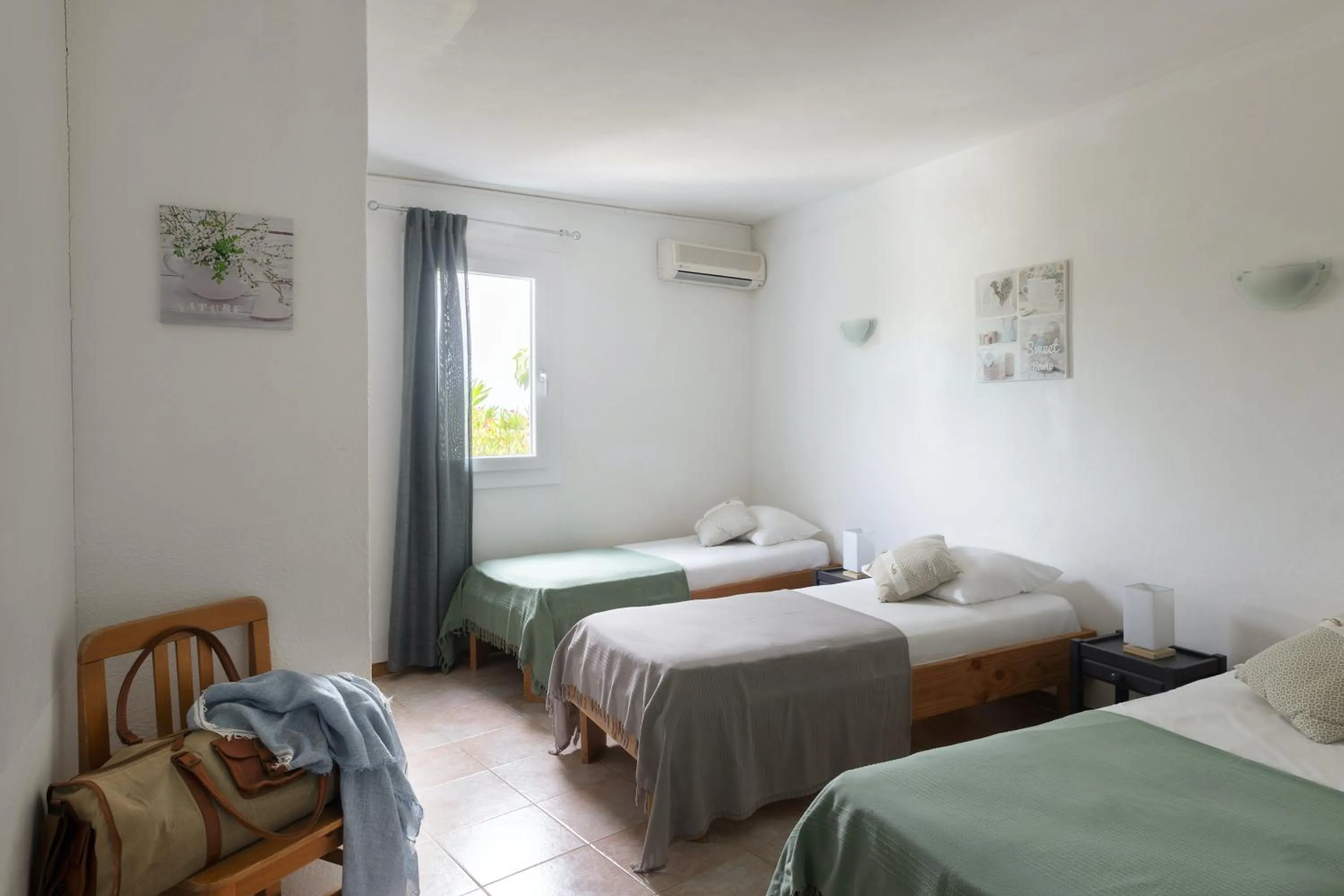 View (from property/room), Bed in Domaine Bocca di Feno