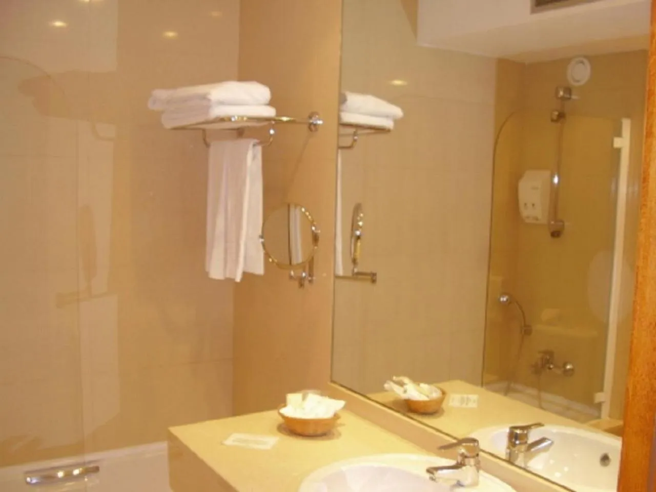 Bathroom in Hotel Central Parque