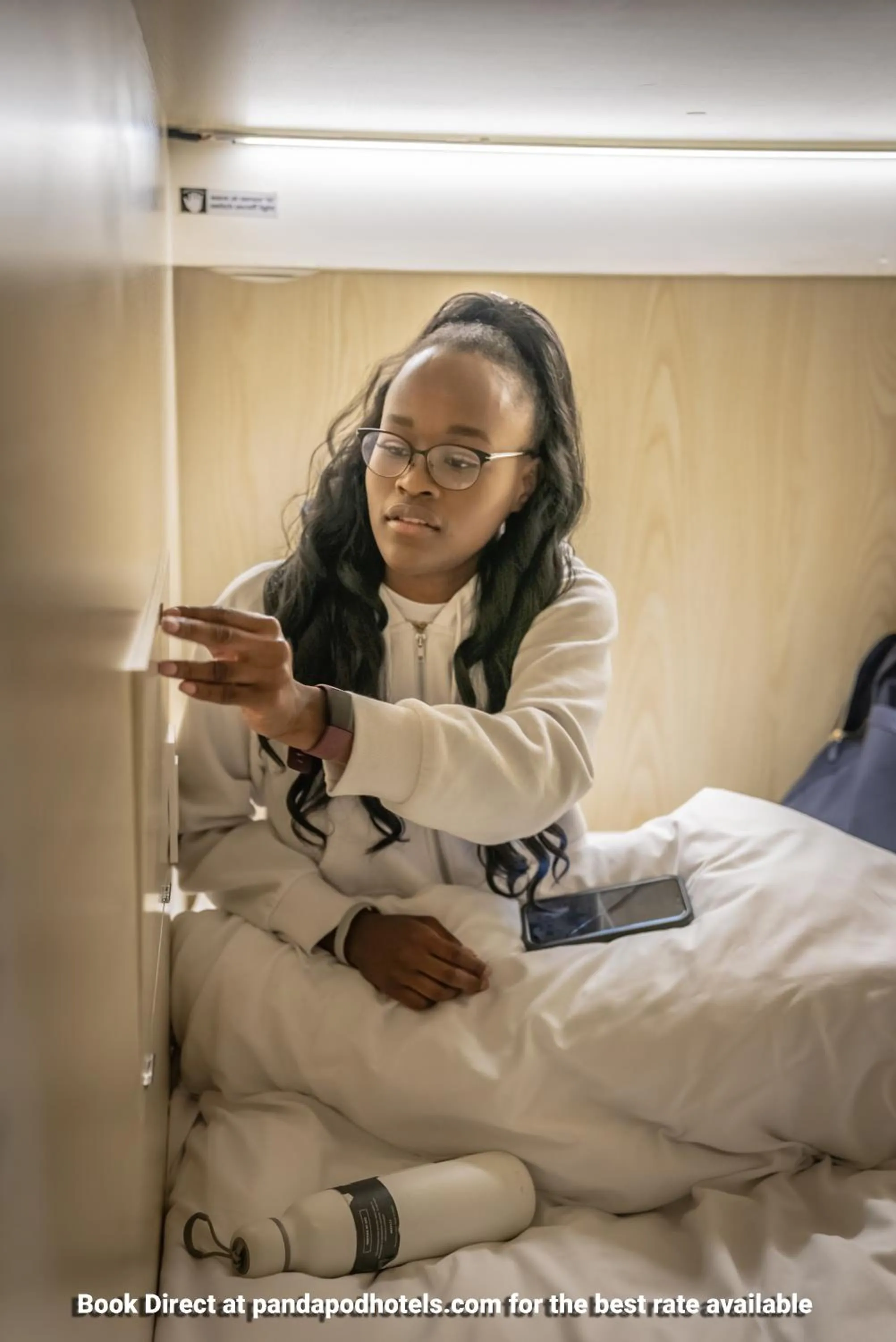 Bedroom, Bed in Panda Pod Hotel