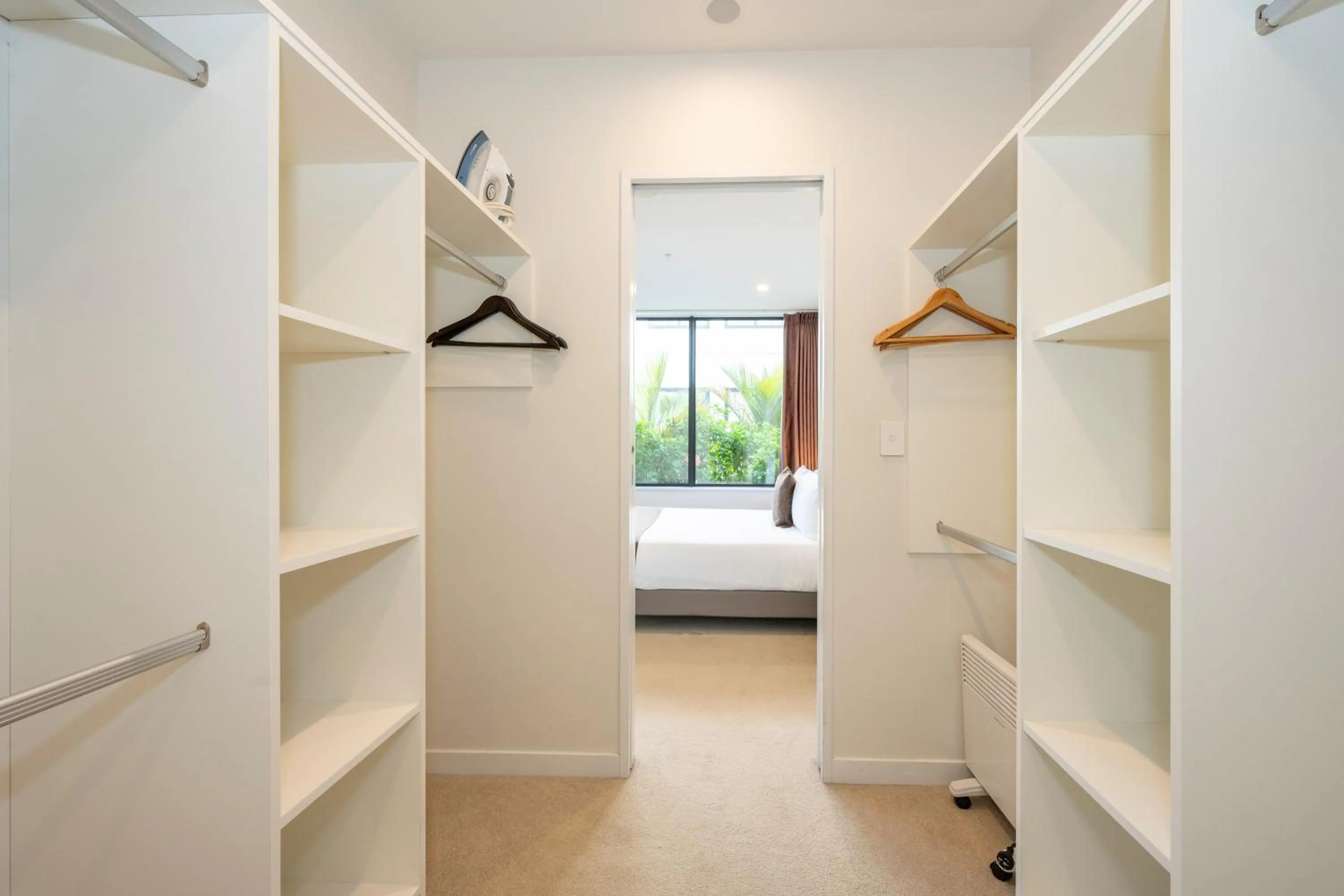 wardrobe, Bed in The Edgerley Suites