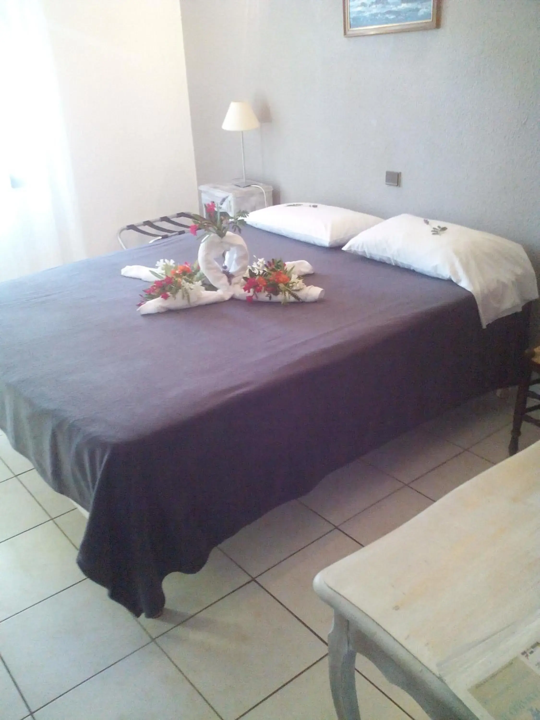 Double Room with Forest View in Auberge Ferayola Double Room with Forest View in Auberge Ferayola