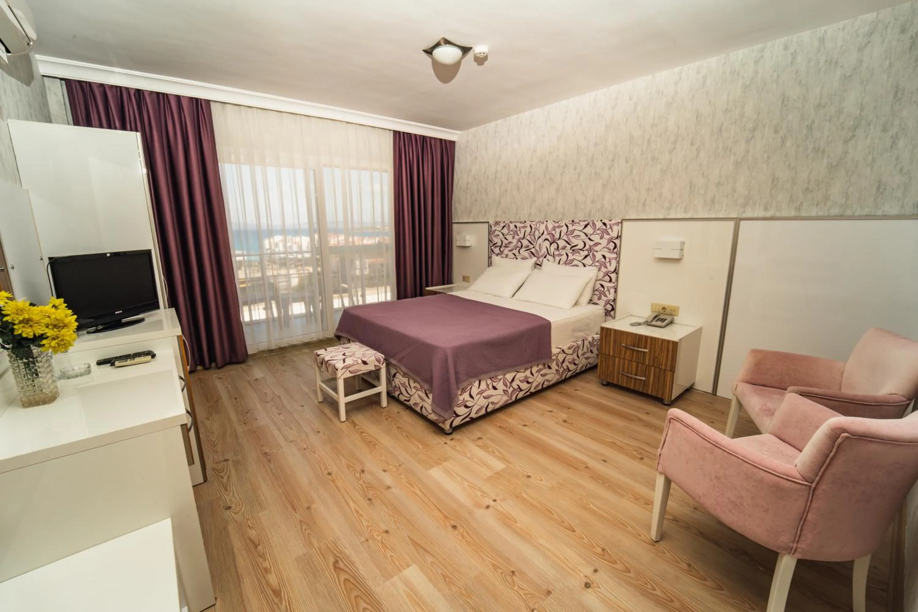 Massage, Bed in Twins Hotel Çeşme