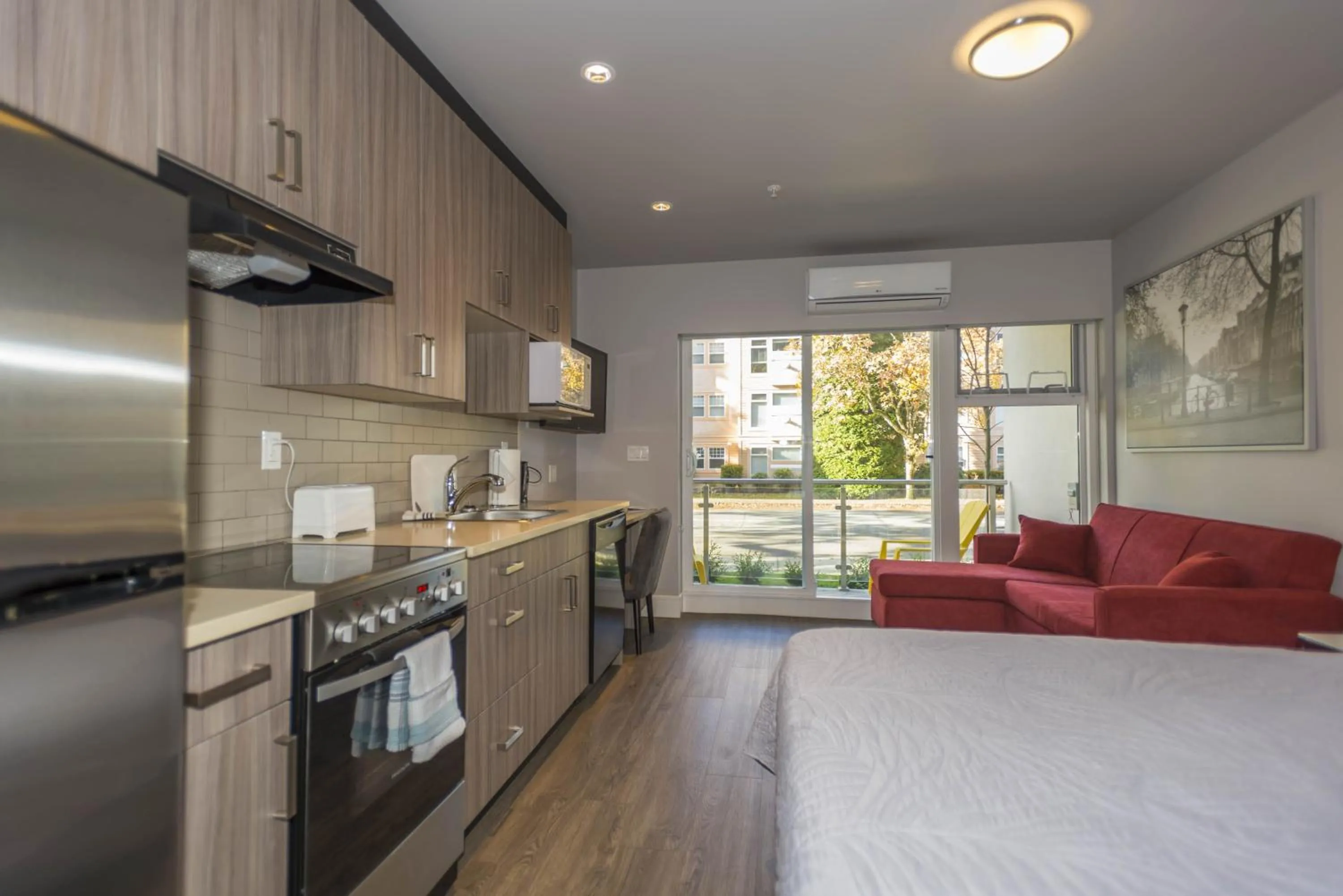 Bedroom, Bed in SoLo Suites