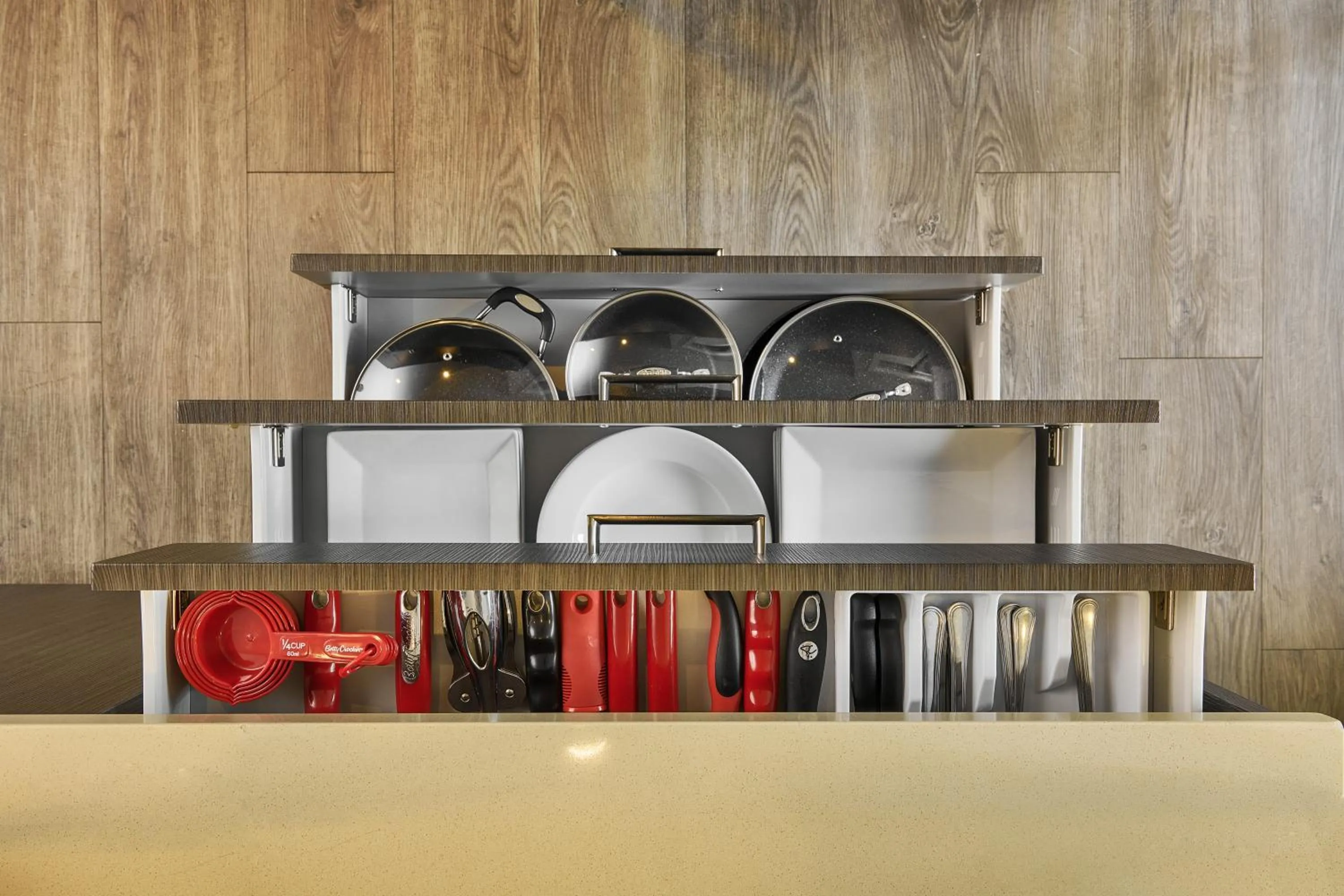 Kitchen or kitchenette in SoLo Suites