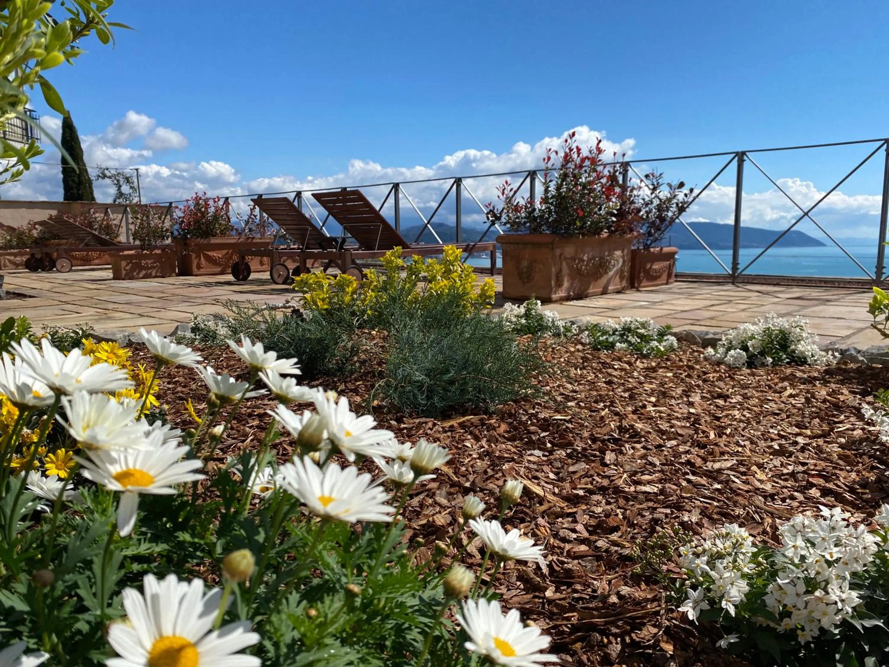 Property building in Miramare Apartments&Suites